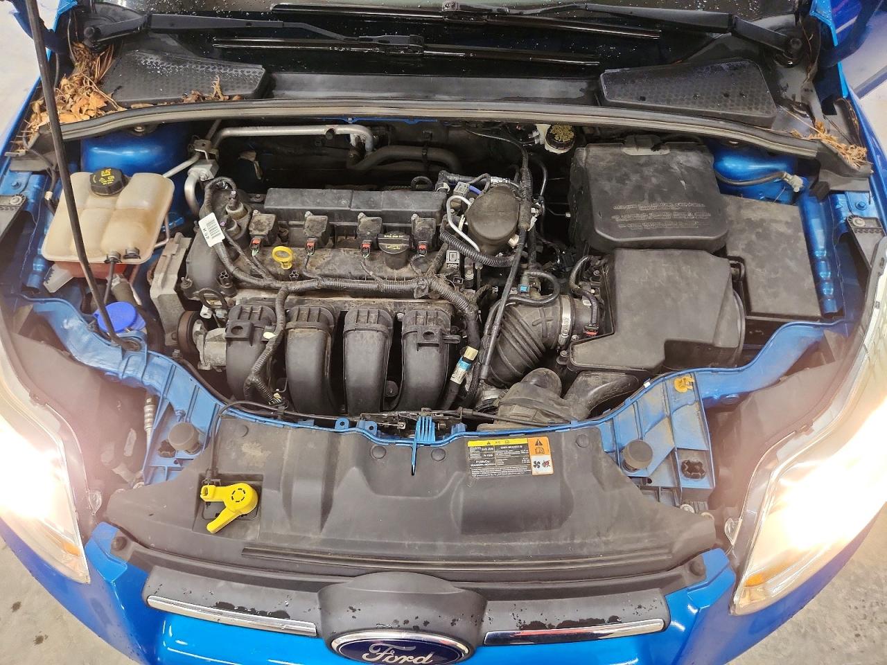 2014 Ford Focus Se Blue vin: 1FADP3F21EL244596
