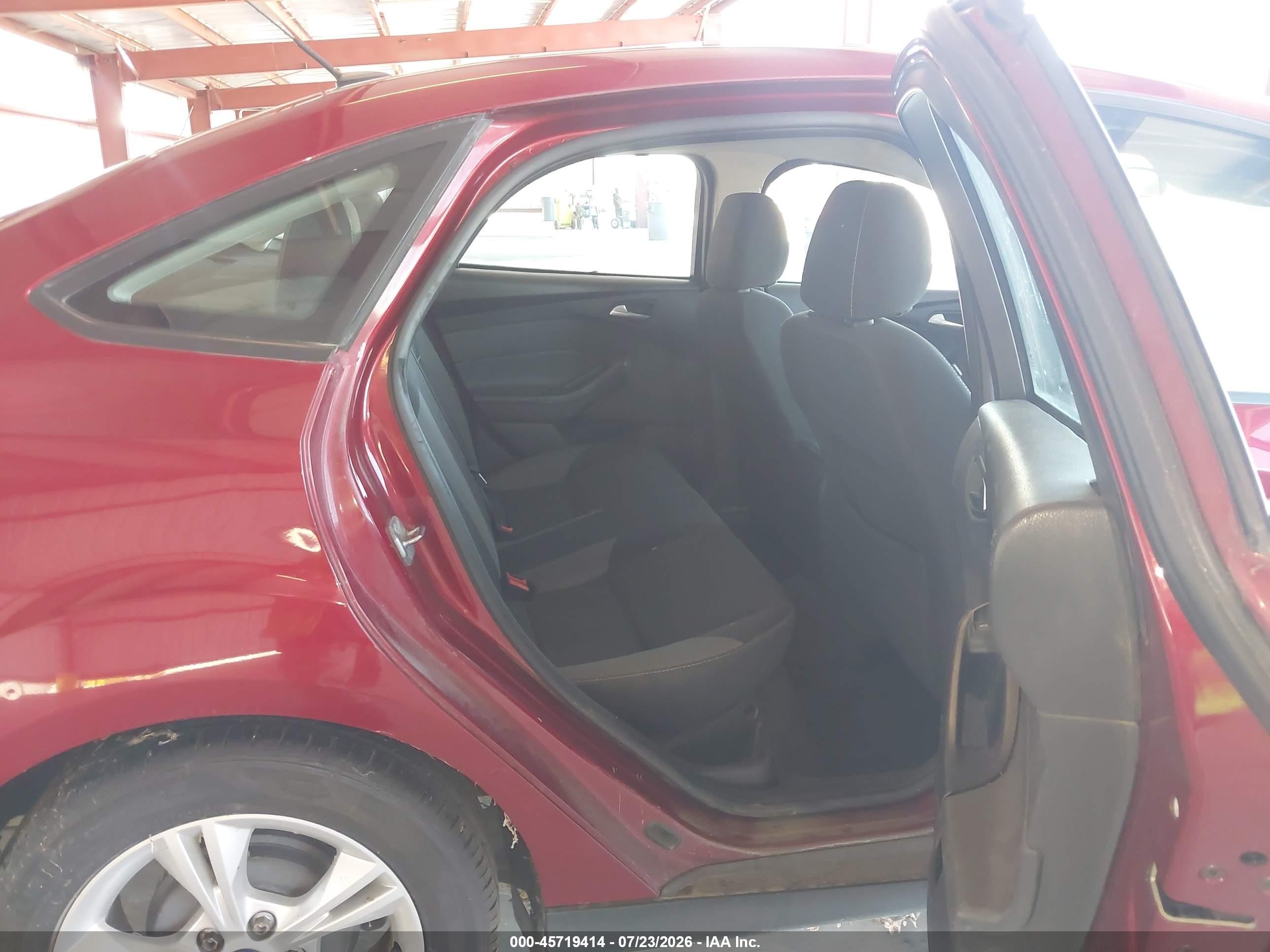 2014 Ford Focus Se Burgundy vin: 1FADP3F21EL266534