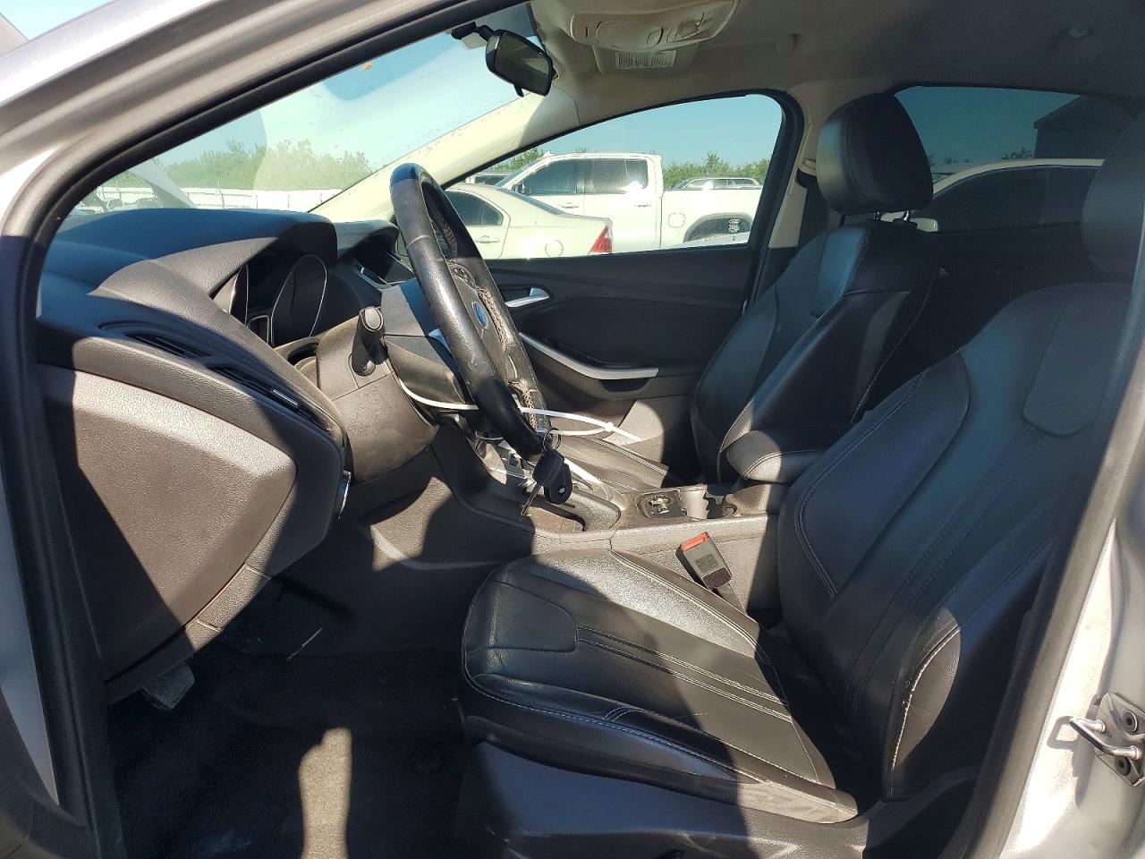 2014 Ford Focus Se Silver vin: 1FADP3F21EL266968