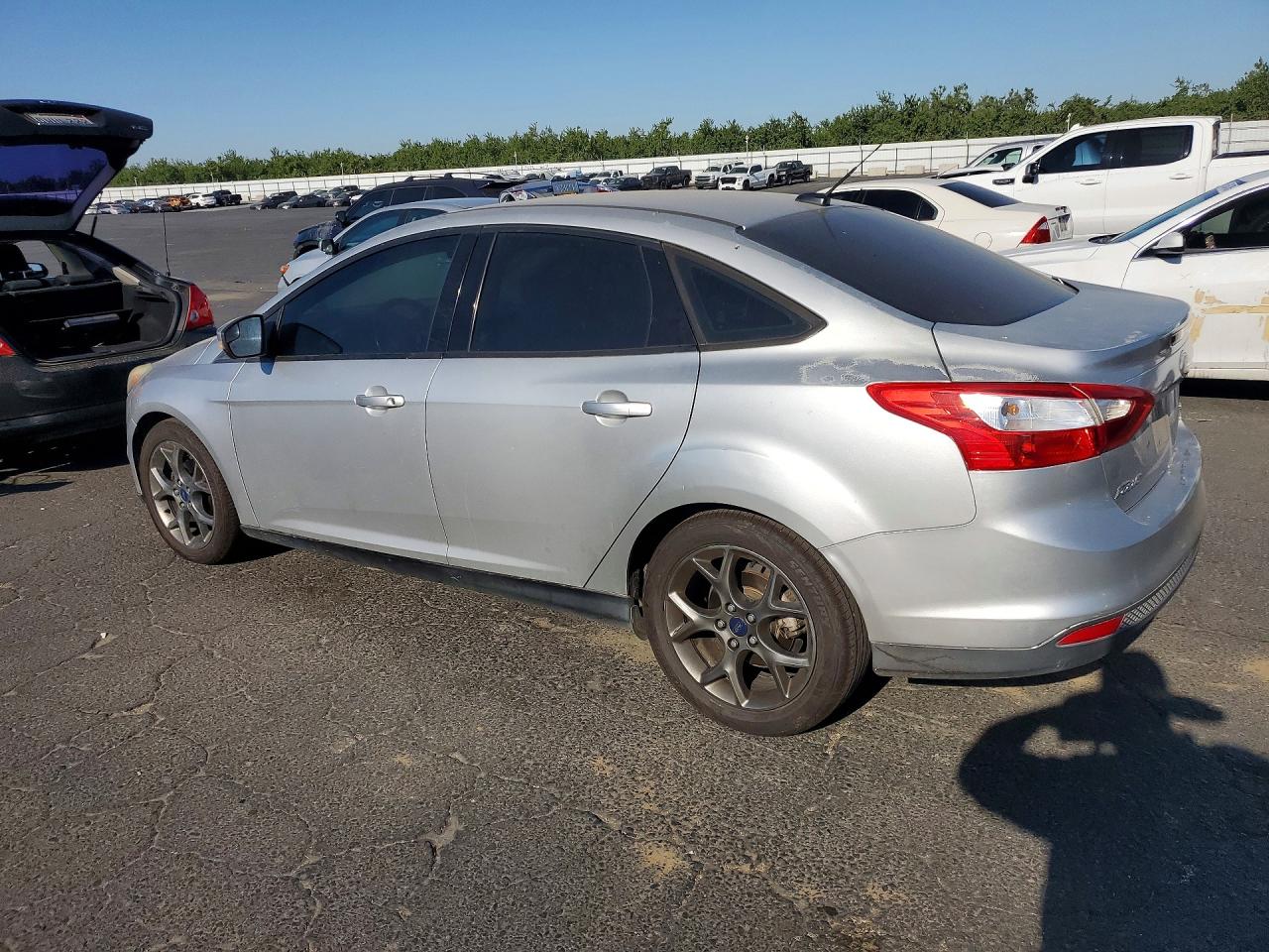 2014 Ford Focus Se Silver vin: 1FADP3F21EL266968