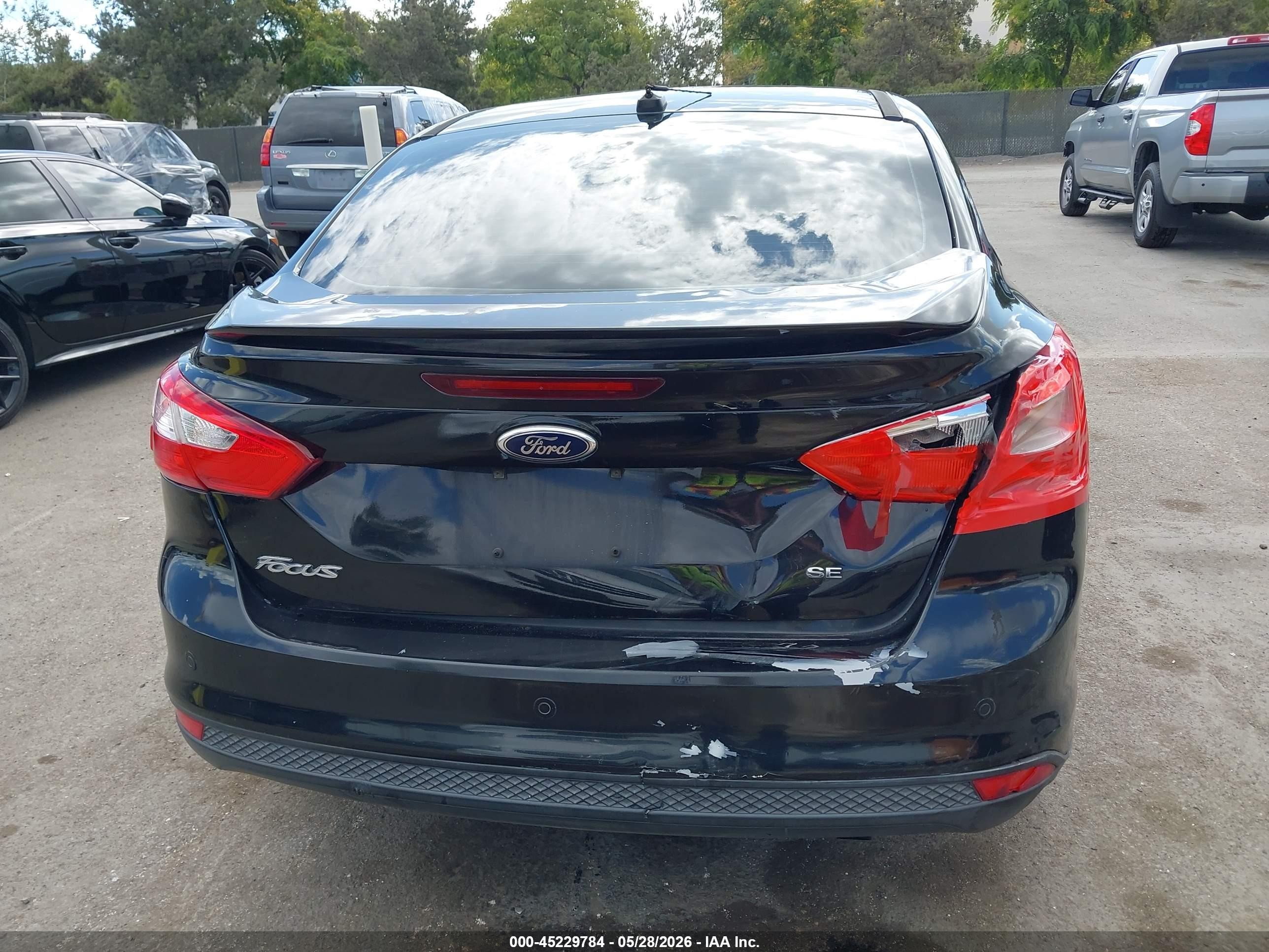 2014 Ford Focus Se Black vin: 1FADP3F21EL271250