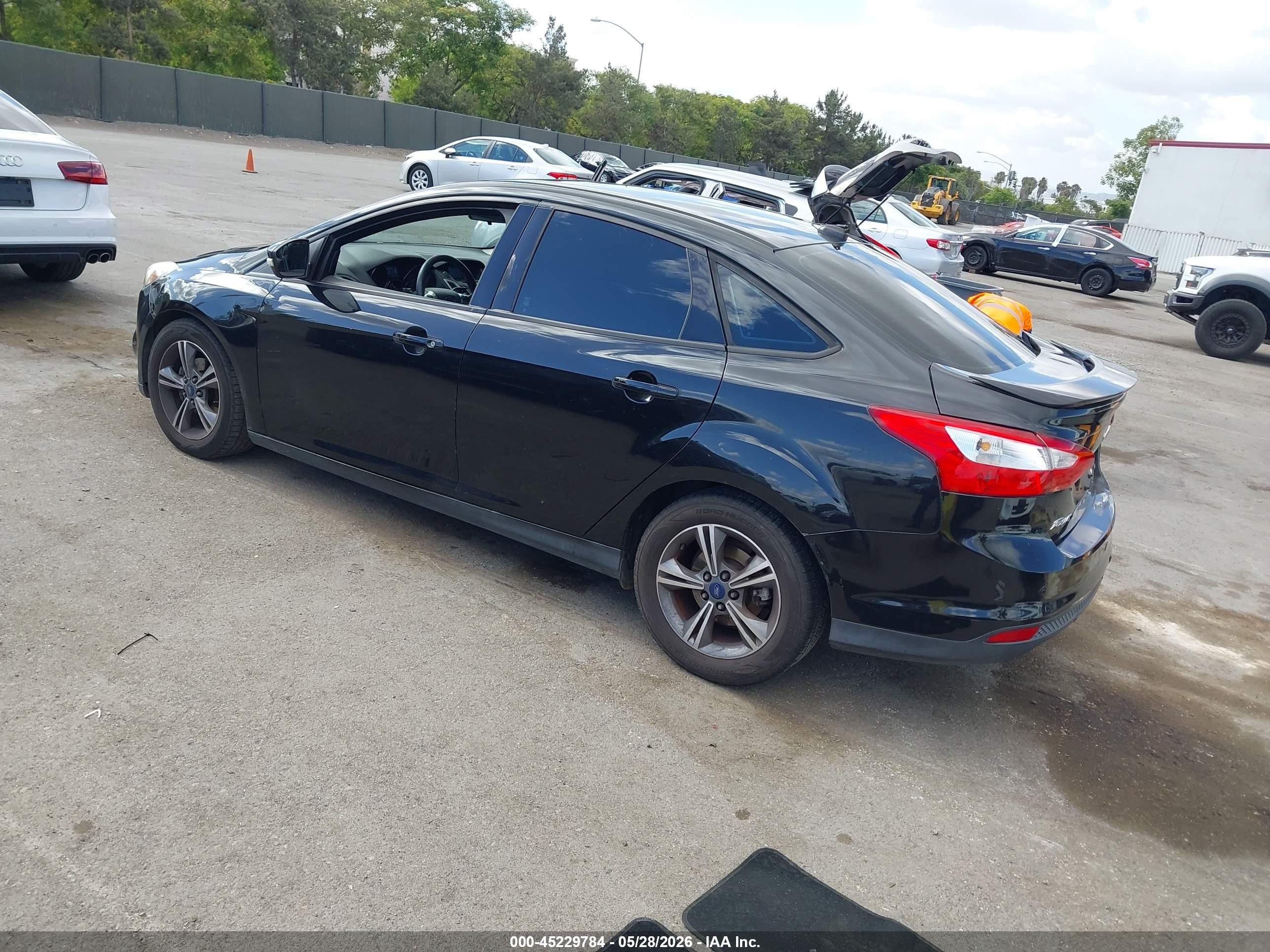 2014 Ford Focus Se Black vin: 1FADP3F21EL271250