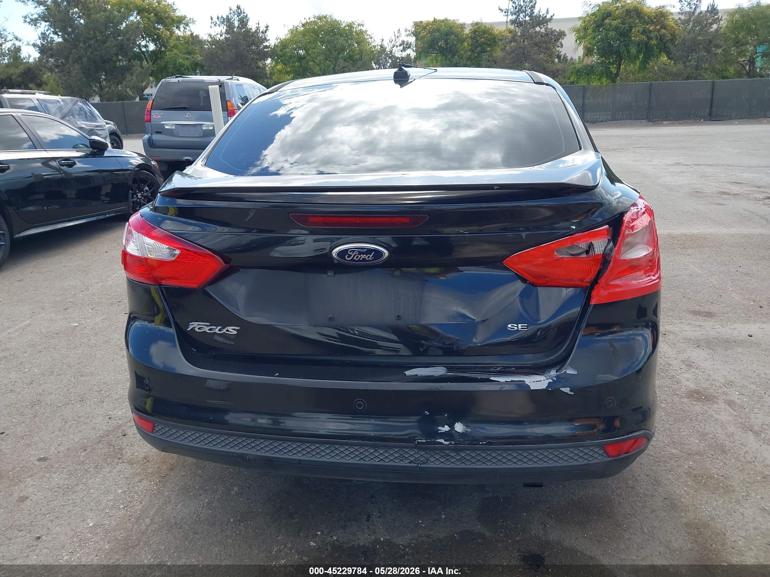 2014 Ford Focus Se Black vin: 1FADP3F21EL271250
