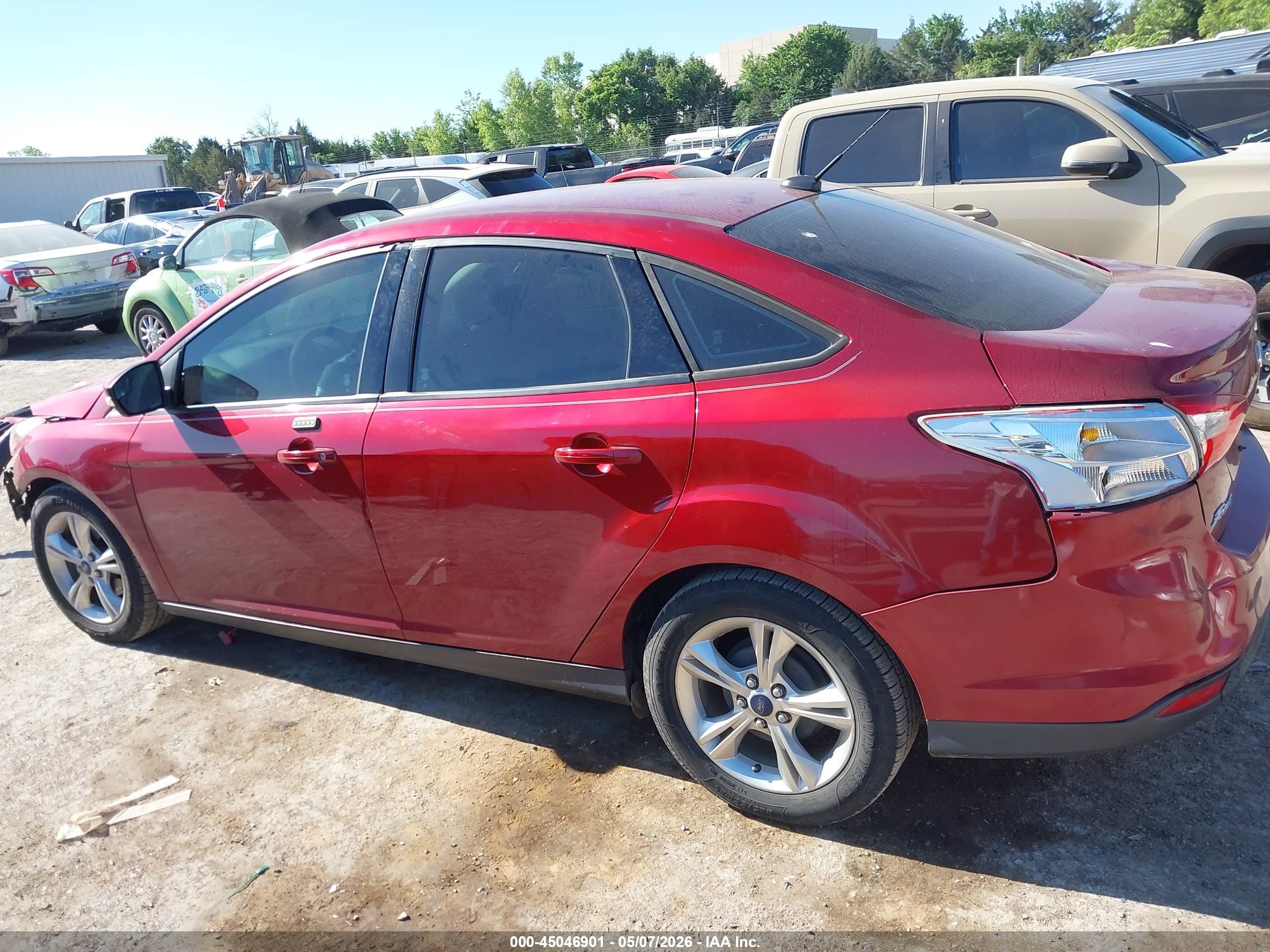 2014 Ford Focus Se Red vin: 1FADP3F21EL274584