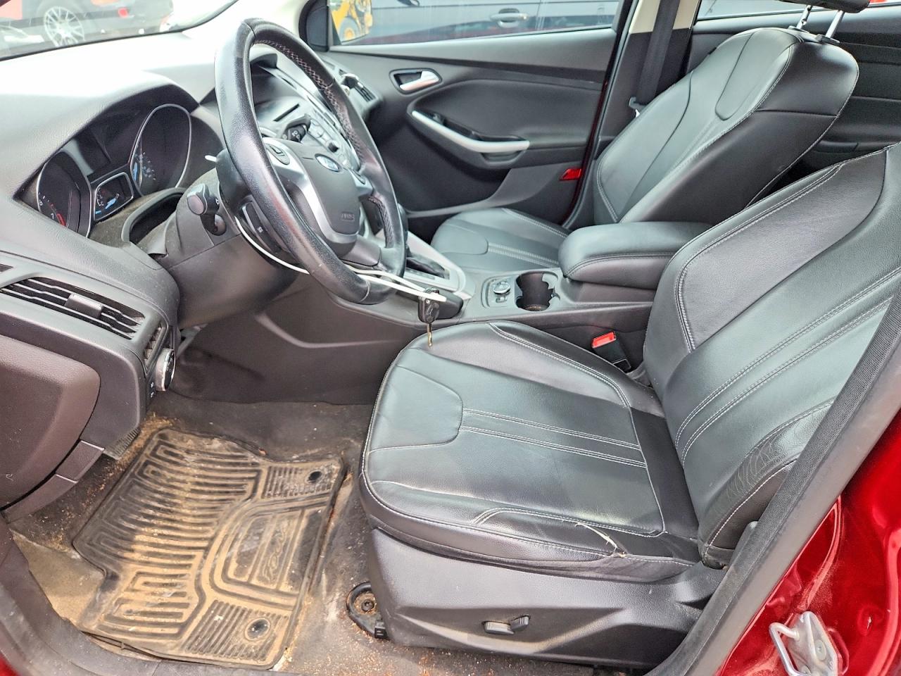 2014 Ford Focus Se Burgundy vin: 1FADP3F21EL281003