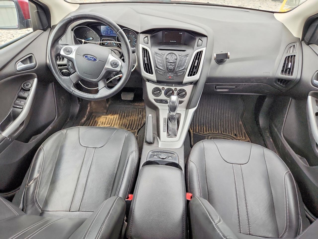 2014 Ford Focus Se Burgundy vin: 1FADP3F21EL281003