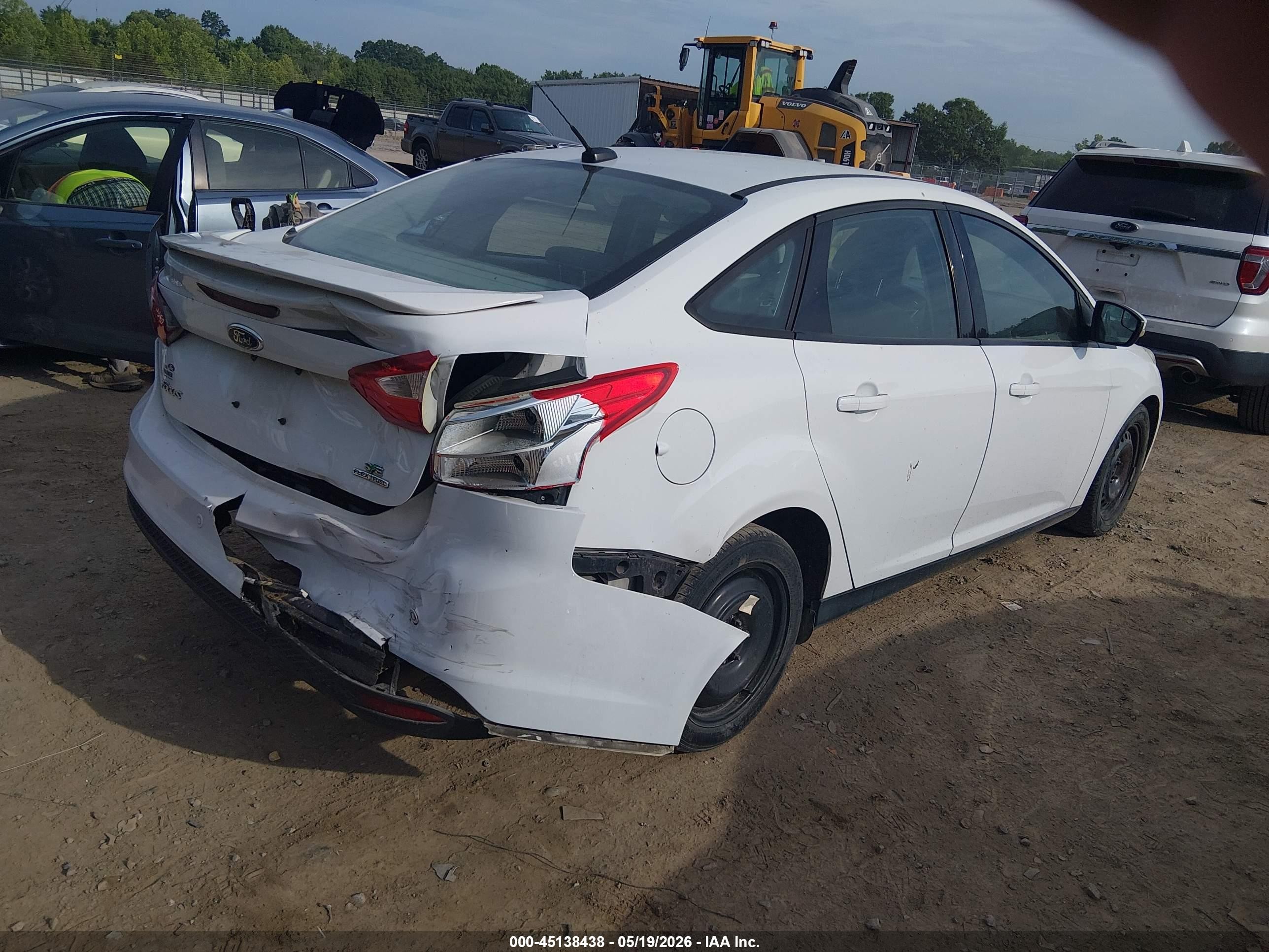 2014 Ford Focus Se White vin: 1FADP3F21EL304599