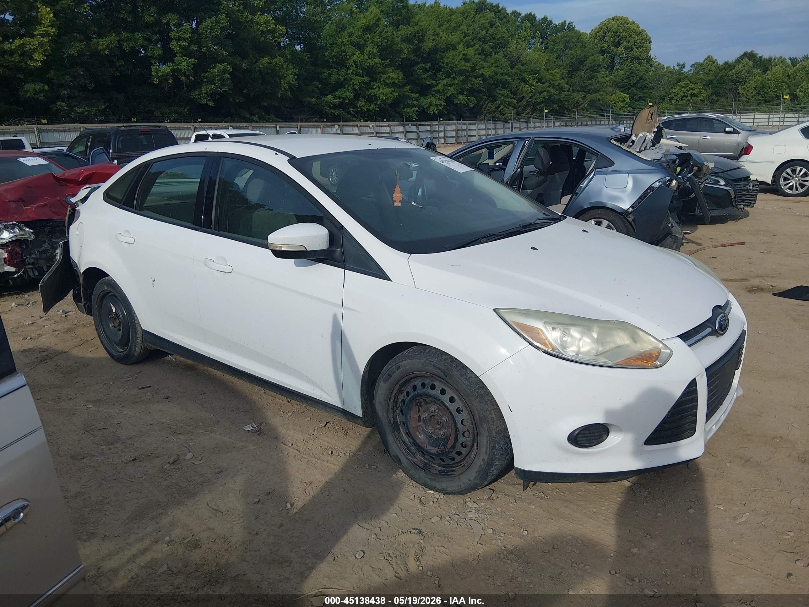 2014 Ford Focus Se White vin: 1FADP3F21EL304599