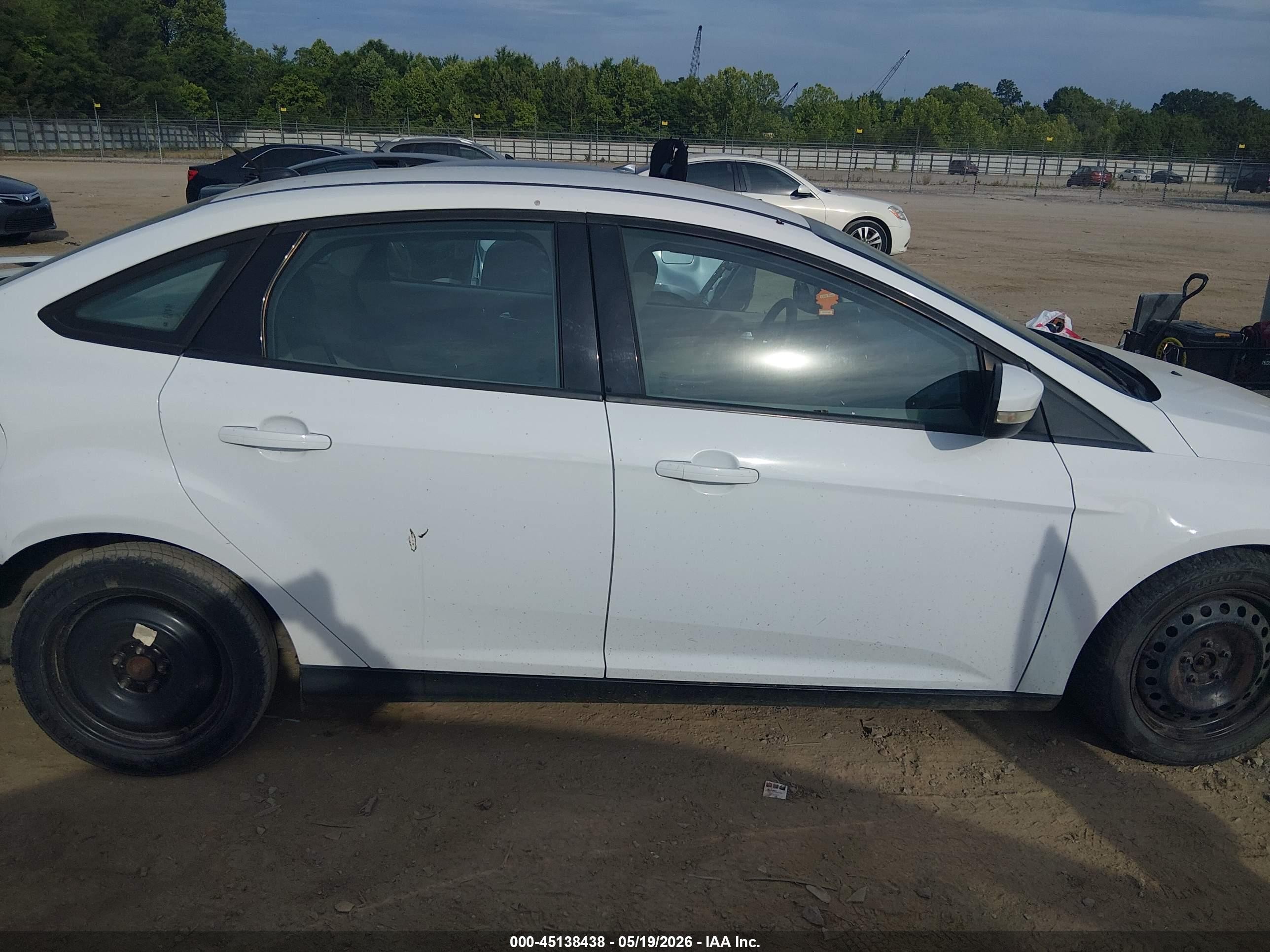 2014 Ford Focus Se White vin: 1FADP3F21EL304599
