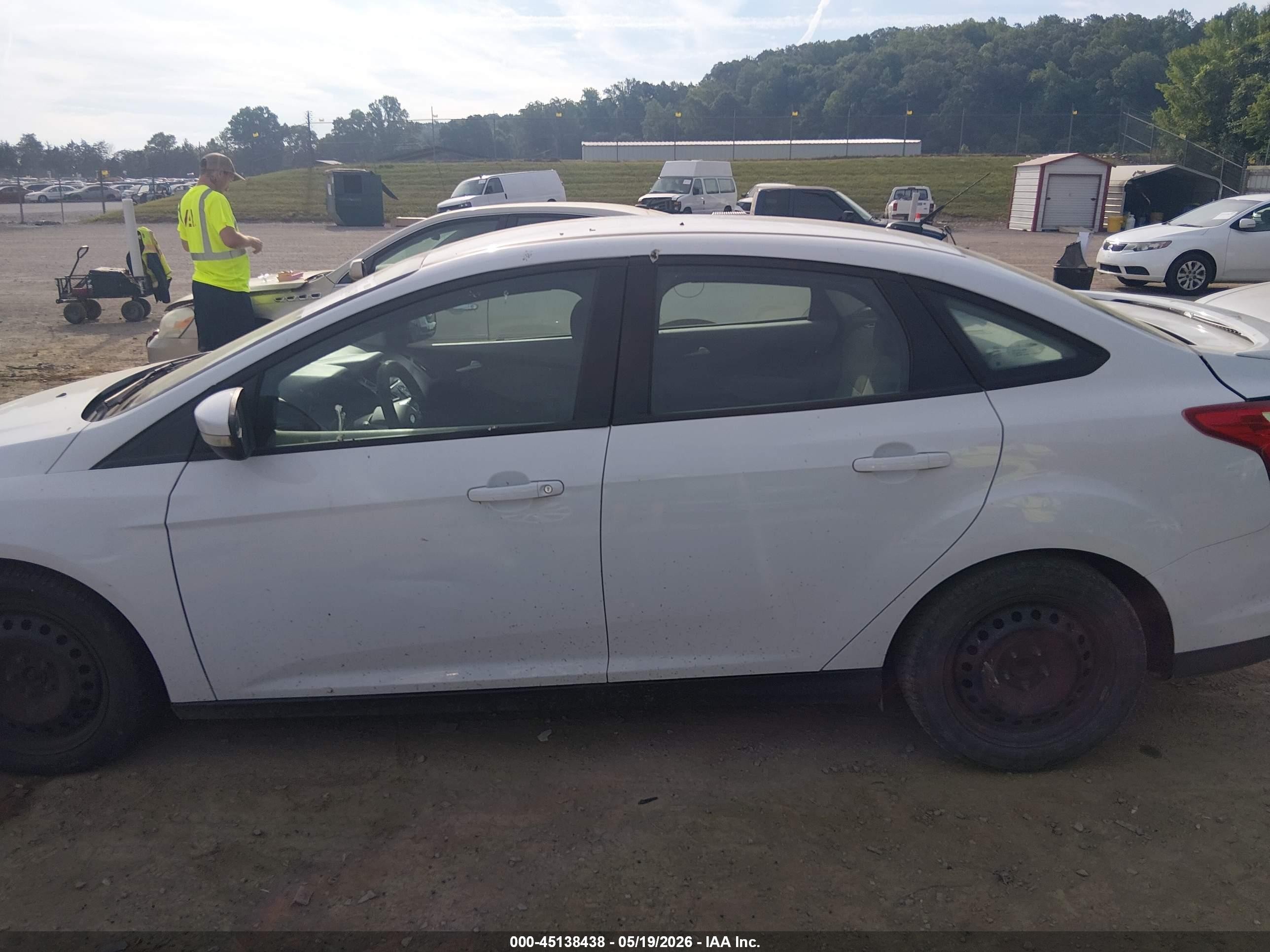 2014 Ford Focus Se White vin: 1FADP3F21EL304599