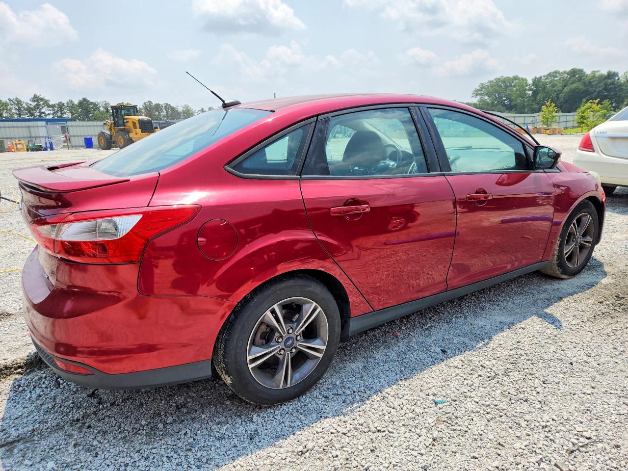 2014 Ford Focus Se Red vin: 1FADP3F21EL308765