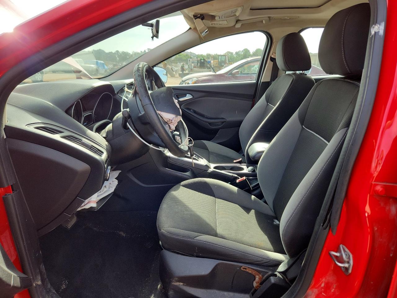 2014 Ford Focus Se Red vin: 1FADP3F21EL312668