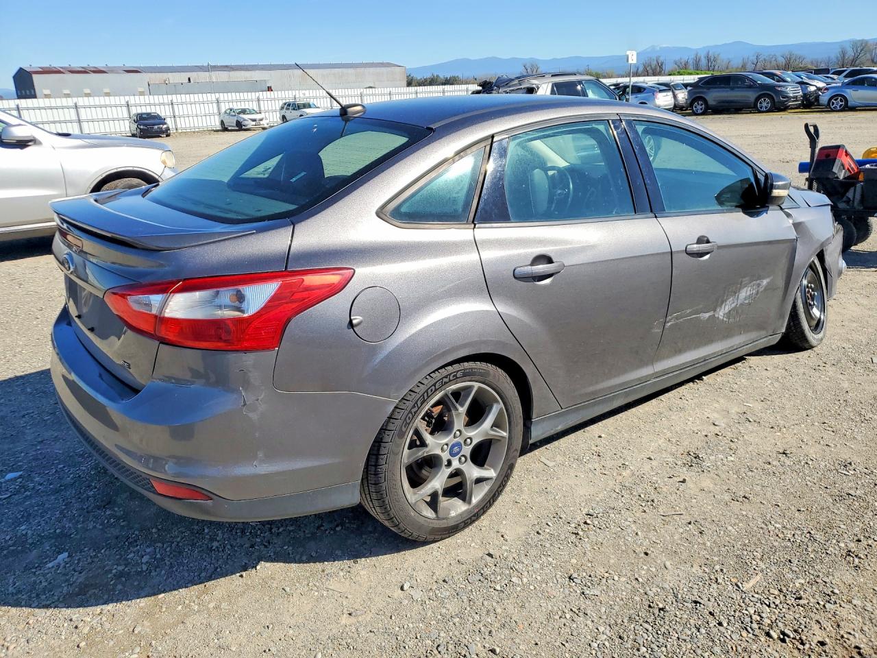 2014 Ford Focus Se Gray vin: 1FADP3F21EL323962