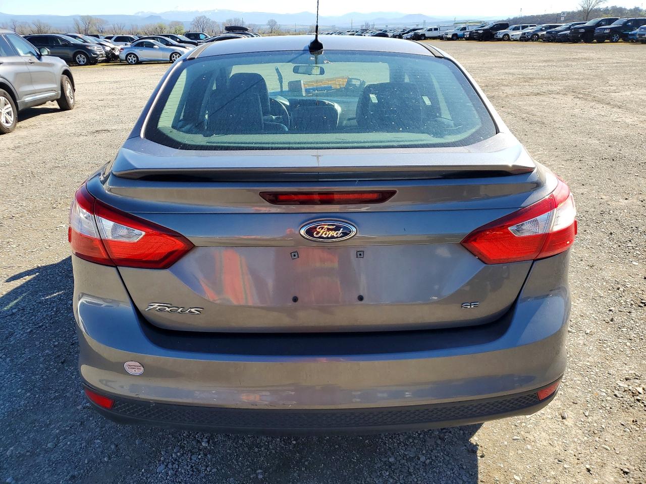 2014 Ford Focus Se Gray vin: 1FADP3F21EL323962