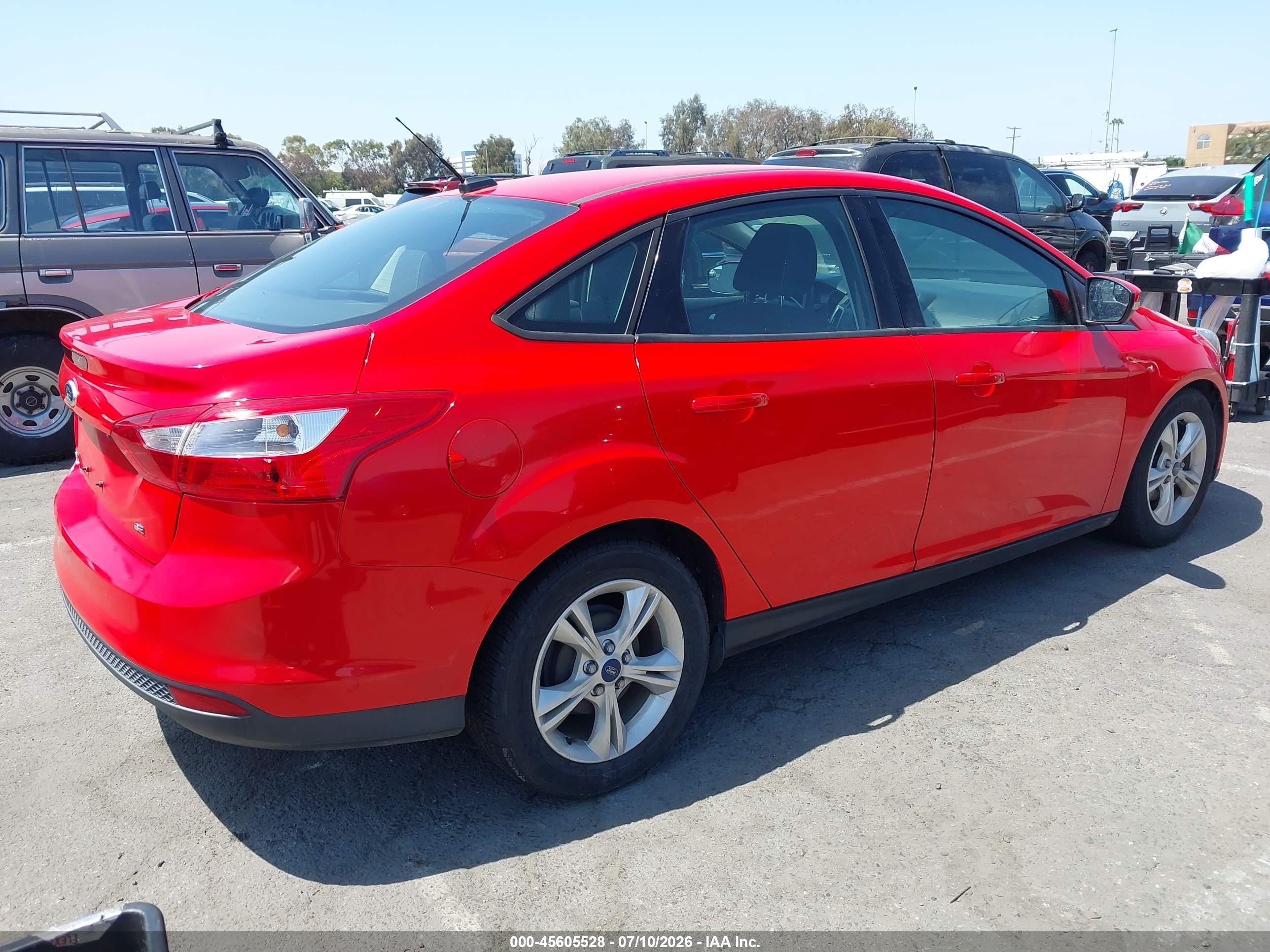 2014 Ford Focus Se Red vin: 1FADP3F21EL334718