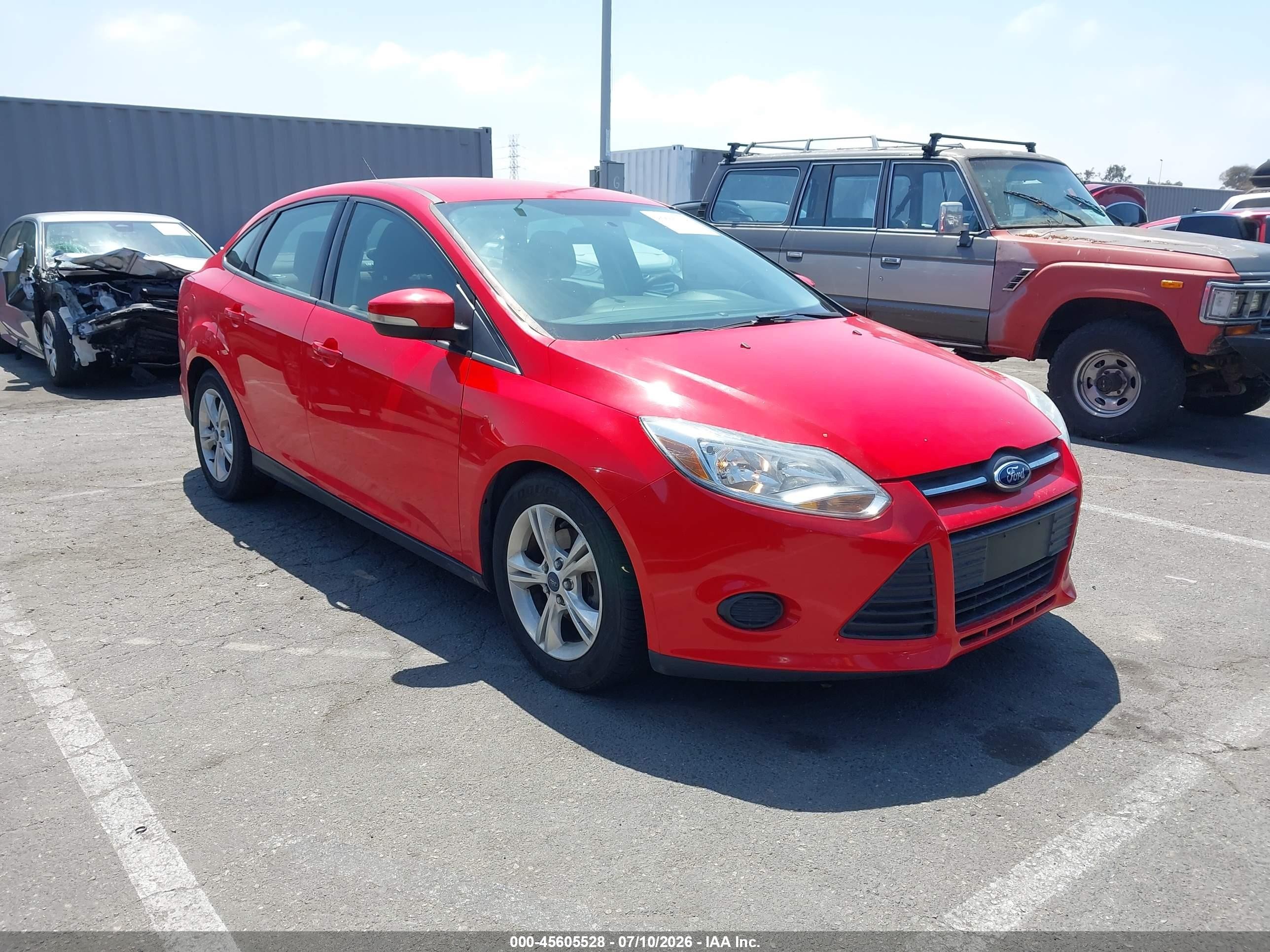 2014 Ford Focus Se Red vin: 1FADP3F21EL334718