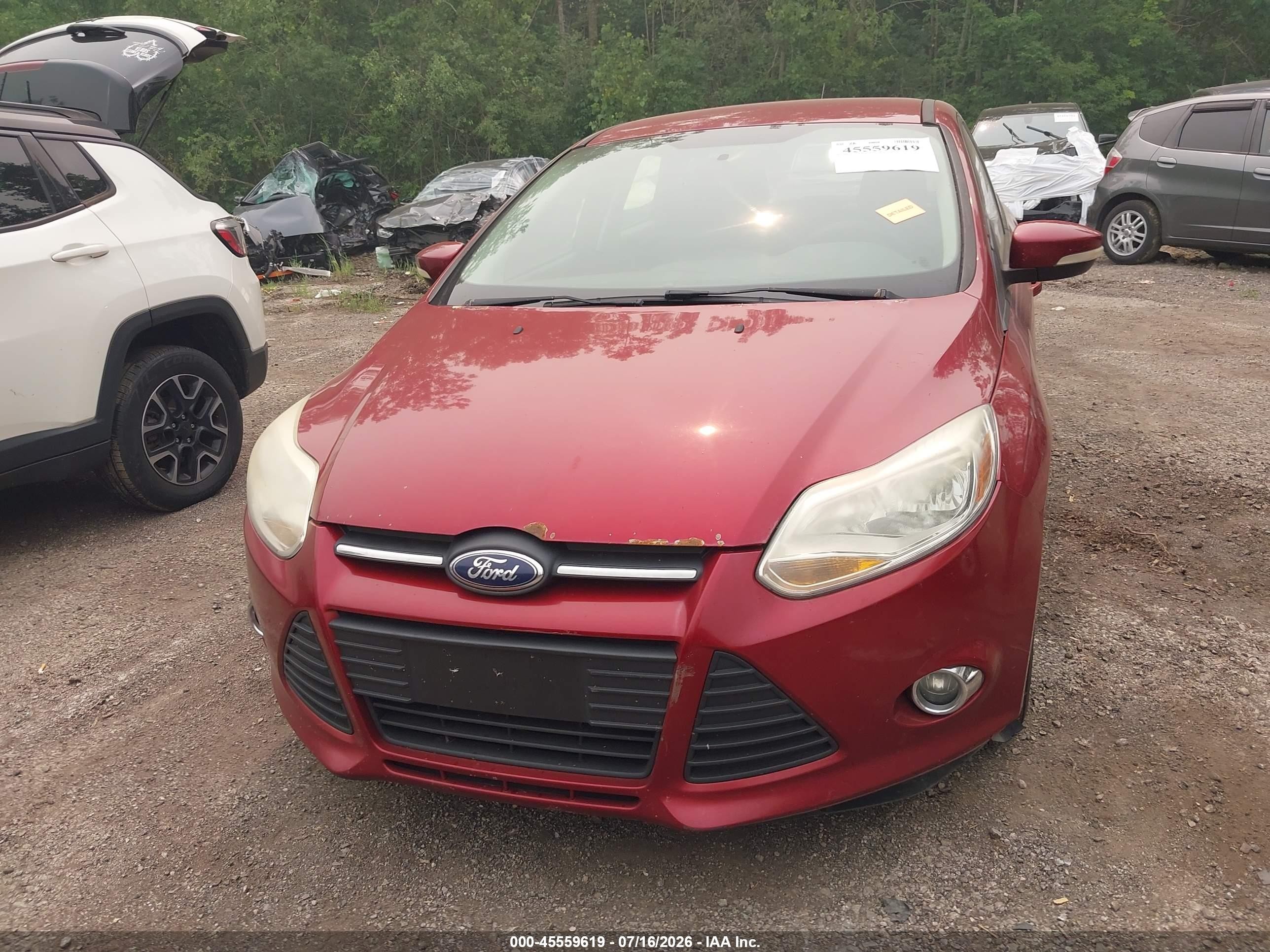 2014 Ford Focus Se Red vin: 1FADP3F21EL346917