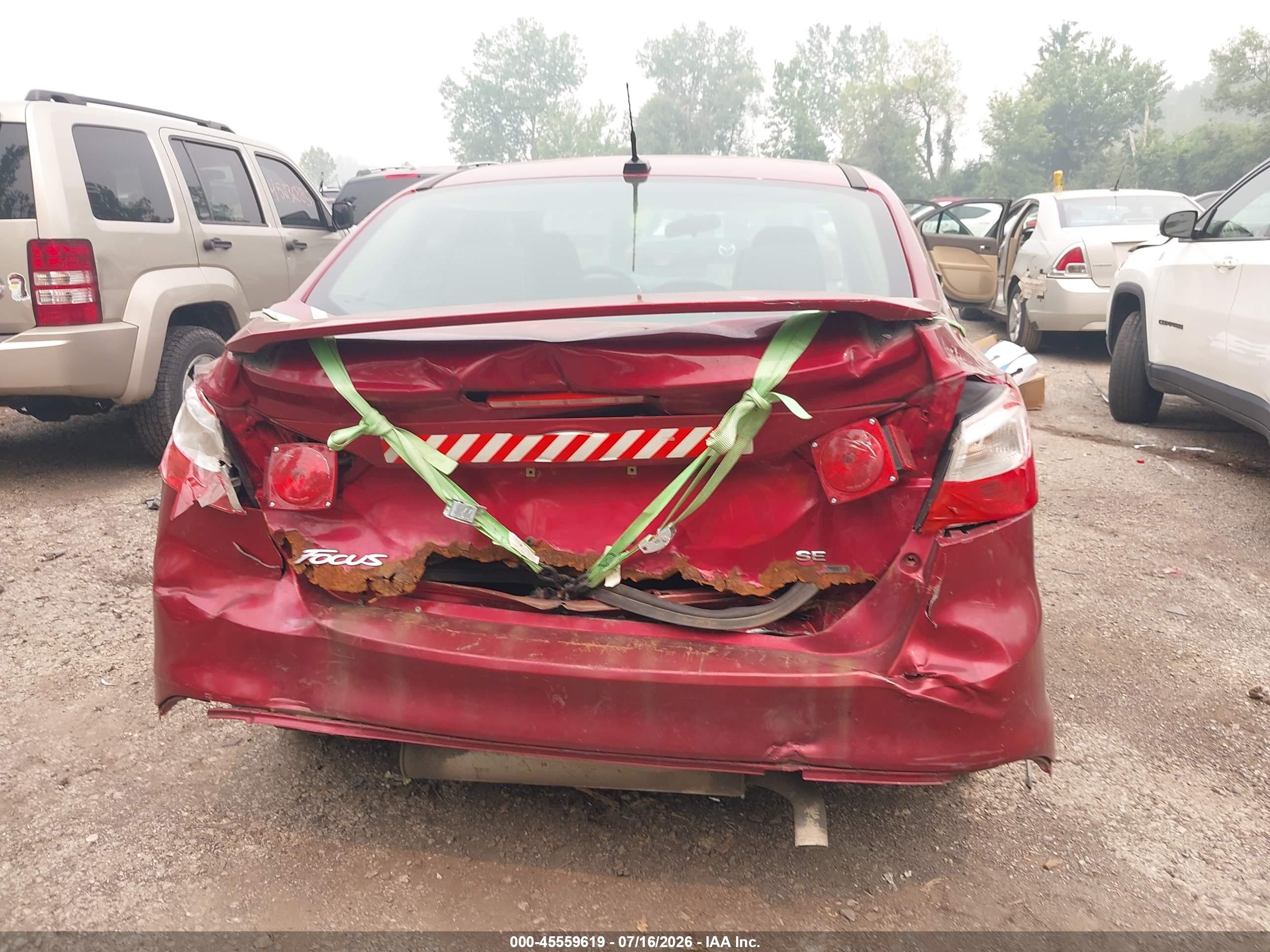 2014 Ford Focus Se Red vin: 1FADP3F21EL346917
