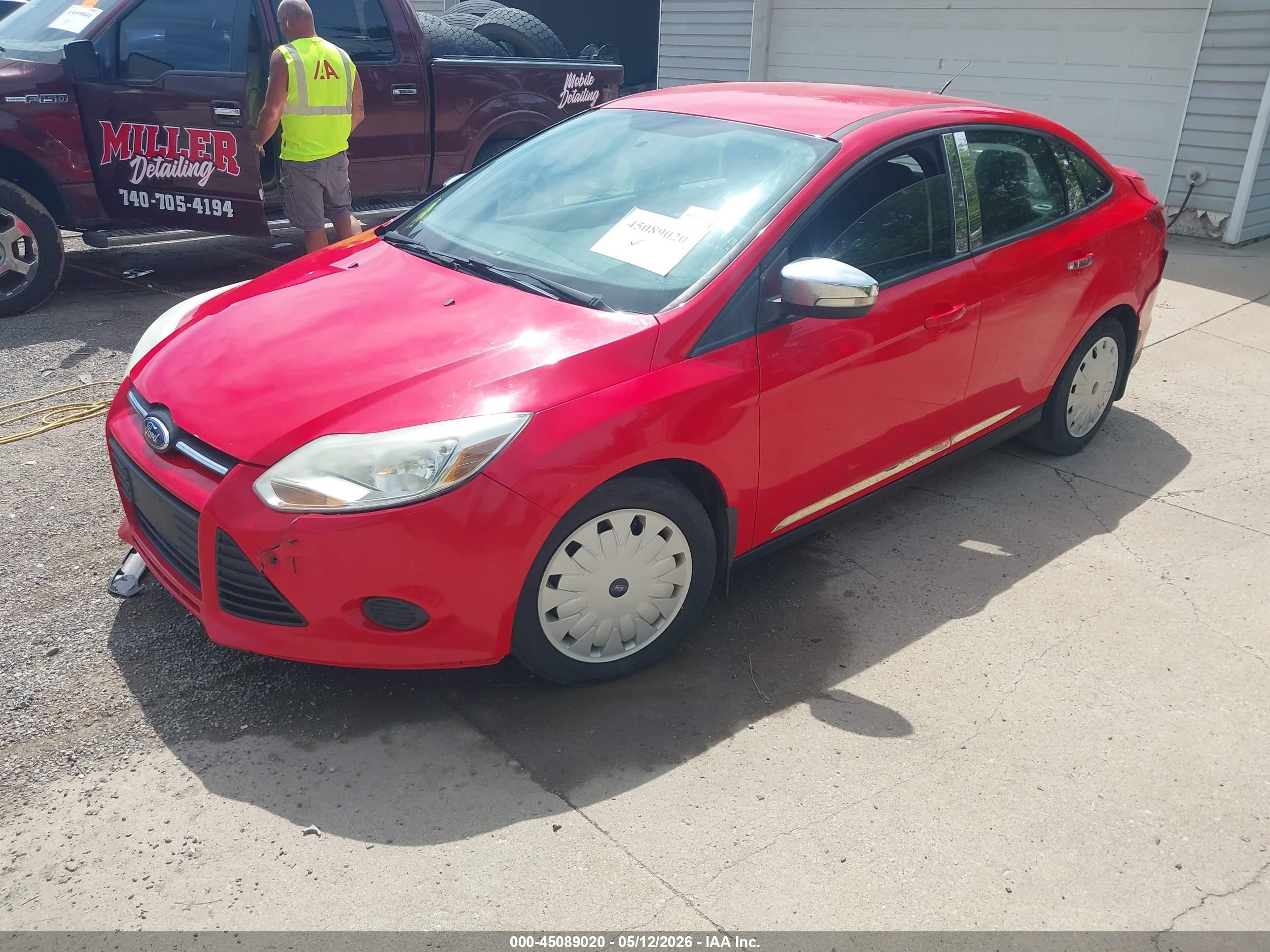 2014 Ford Focus Se Red vin: 1FADP3F21EL361272