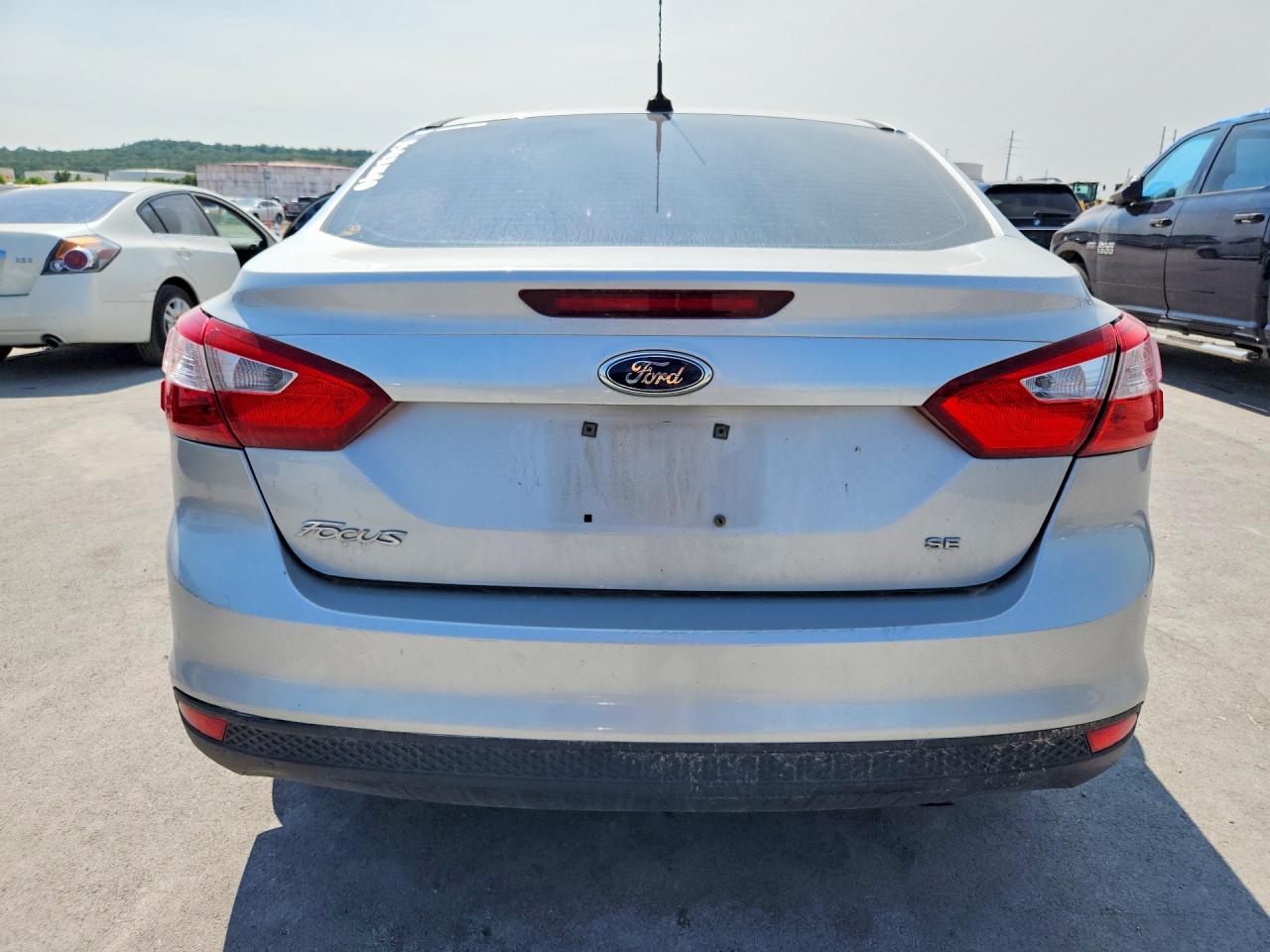 2014 Ford Focus Se Silver vin: 1FADP3F21EL366987