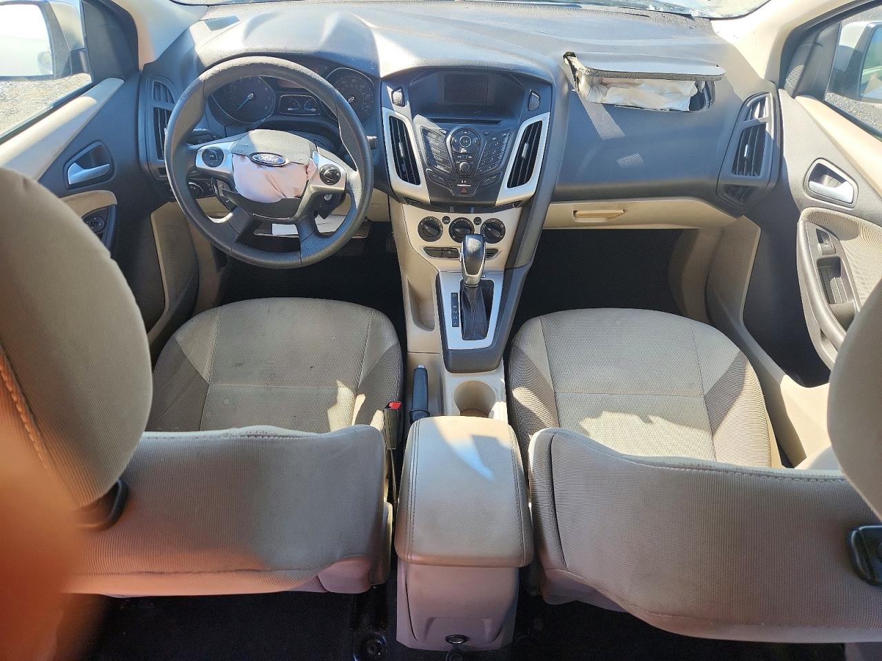 2014 Ford Focus Se Серебряный vin: 1FADP3F21EL378556