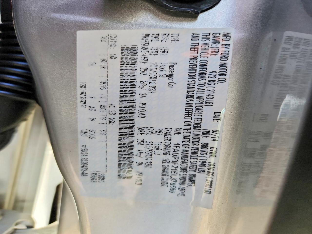 2014 Ford Focus Se Серебряный vin: 1FADP3F21EL378556