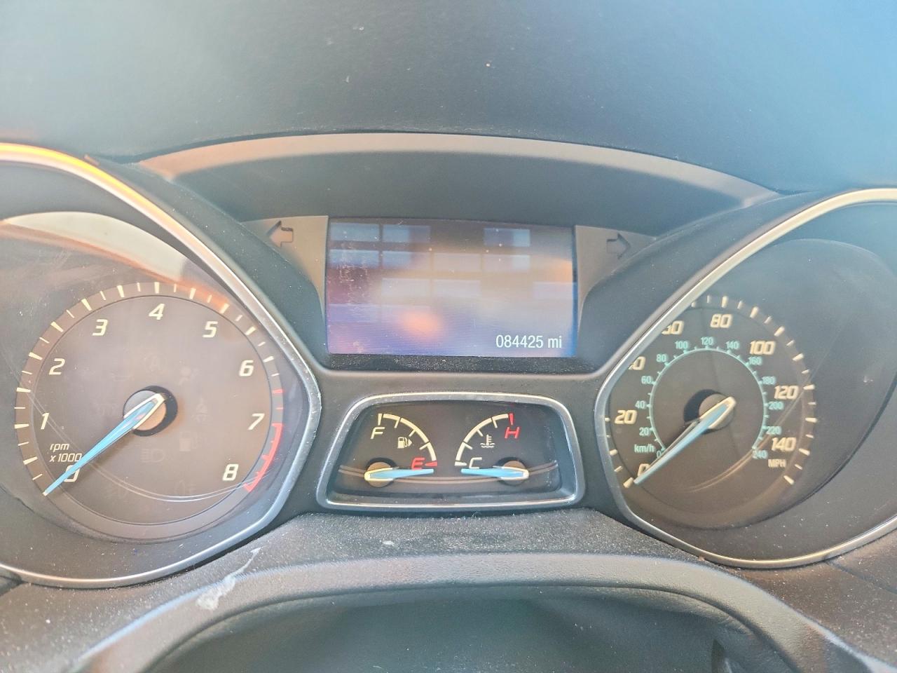 2014 Ford Focus Se Серебряный vin: 1FADP3F21EL378556