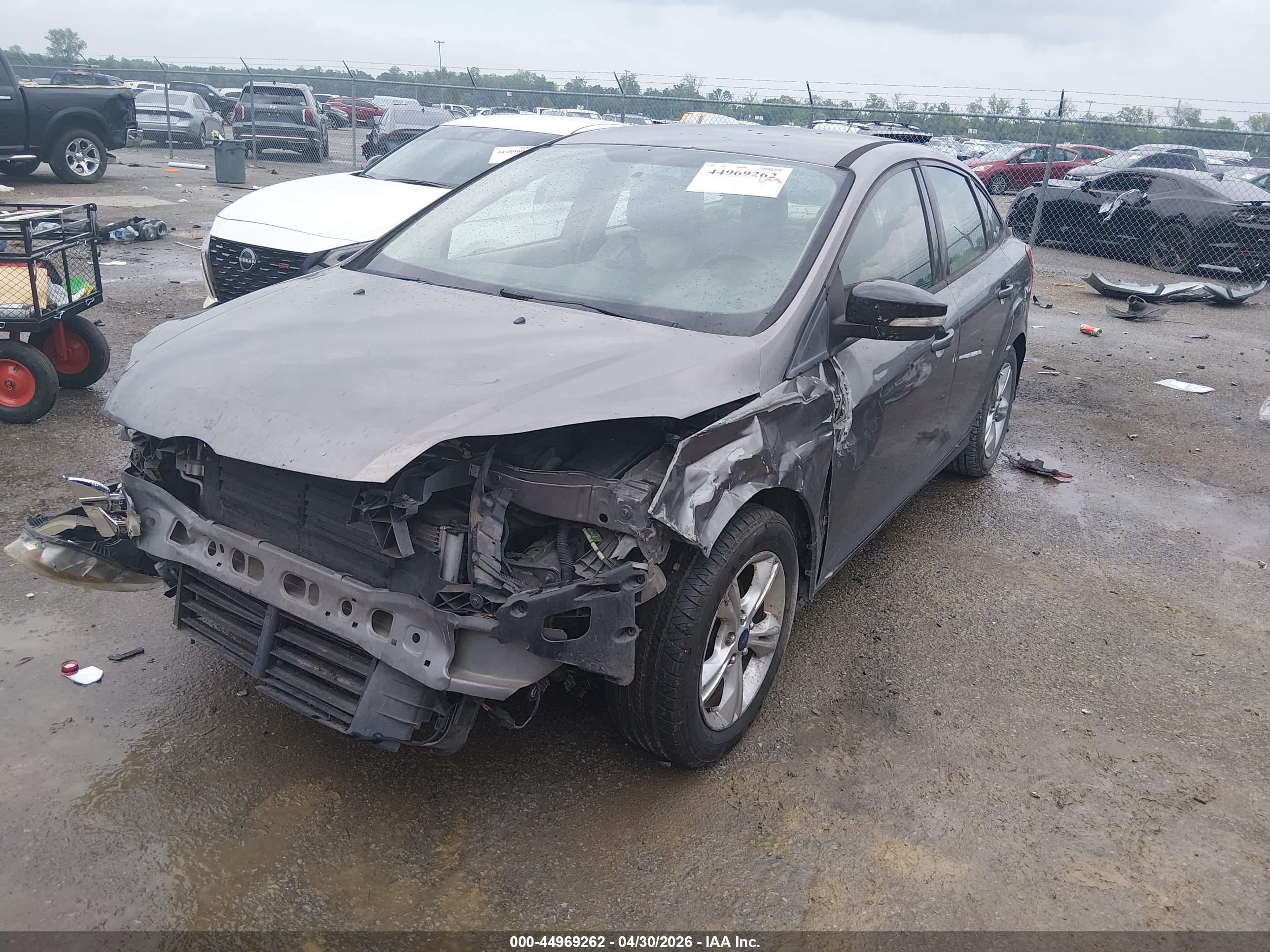 2014 Ford Focus Se Gray vin: 1FADP3F21EL387421
