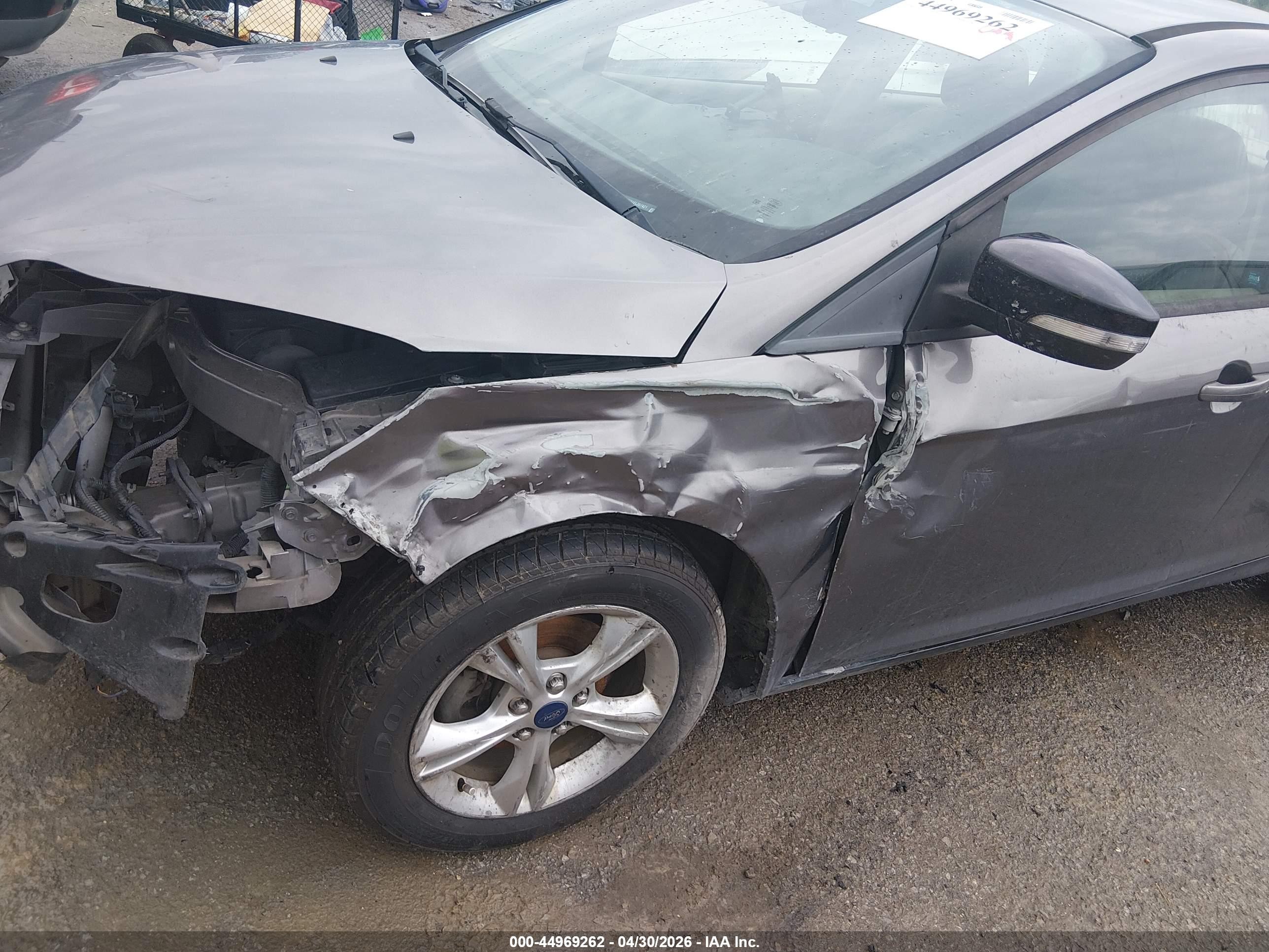 2014 Ford Focus Se Gray vin: 1FADP3F21EL387421