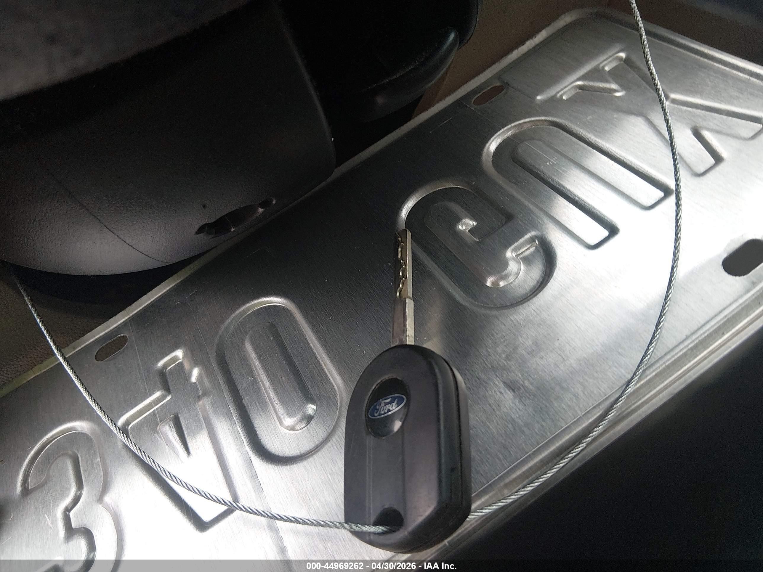 2014 Ford Focus Se Gray vin: 1FADP3F21EL387421