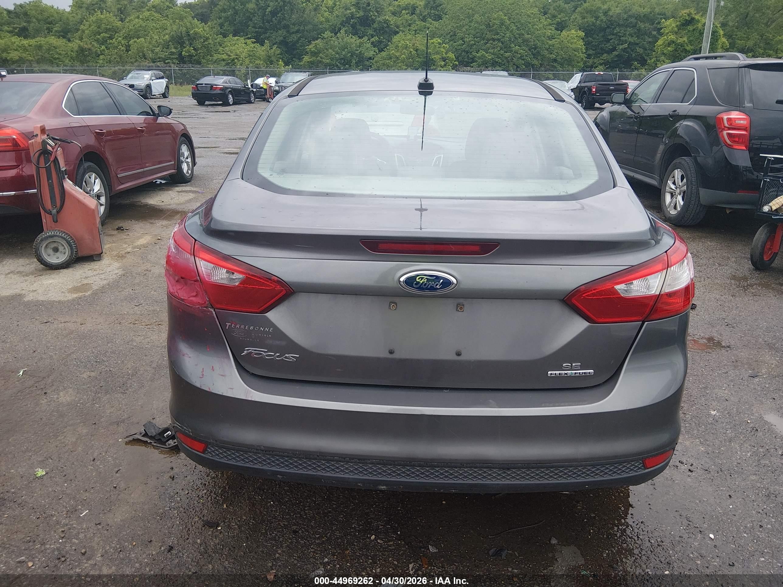 2014 Ford Focus Se Gray vin: 1FADP3F21EL387421