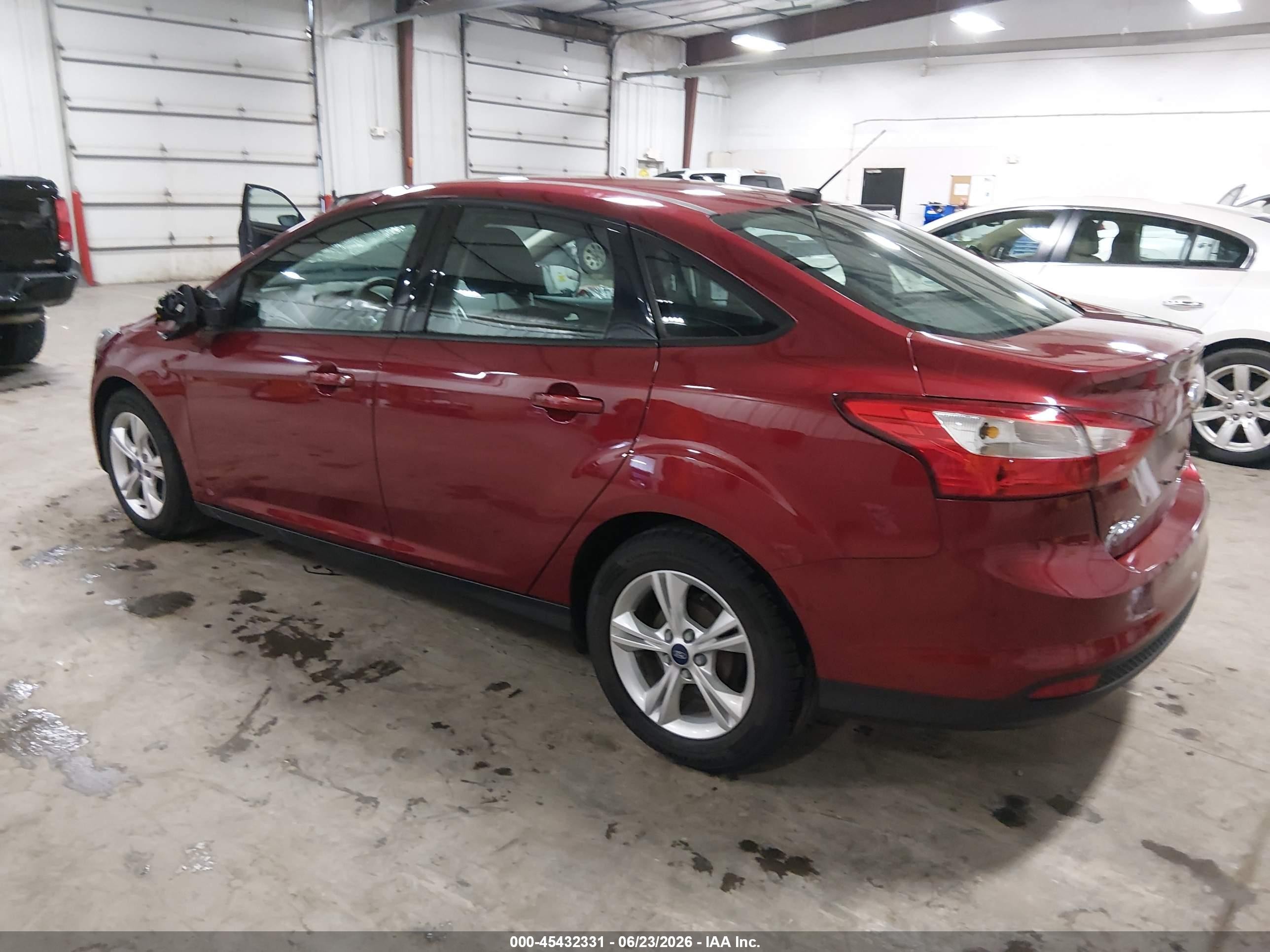 2014 Ford Focus Se Red vin: 1FADP3F21EL398774