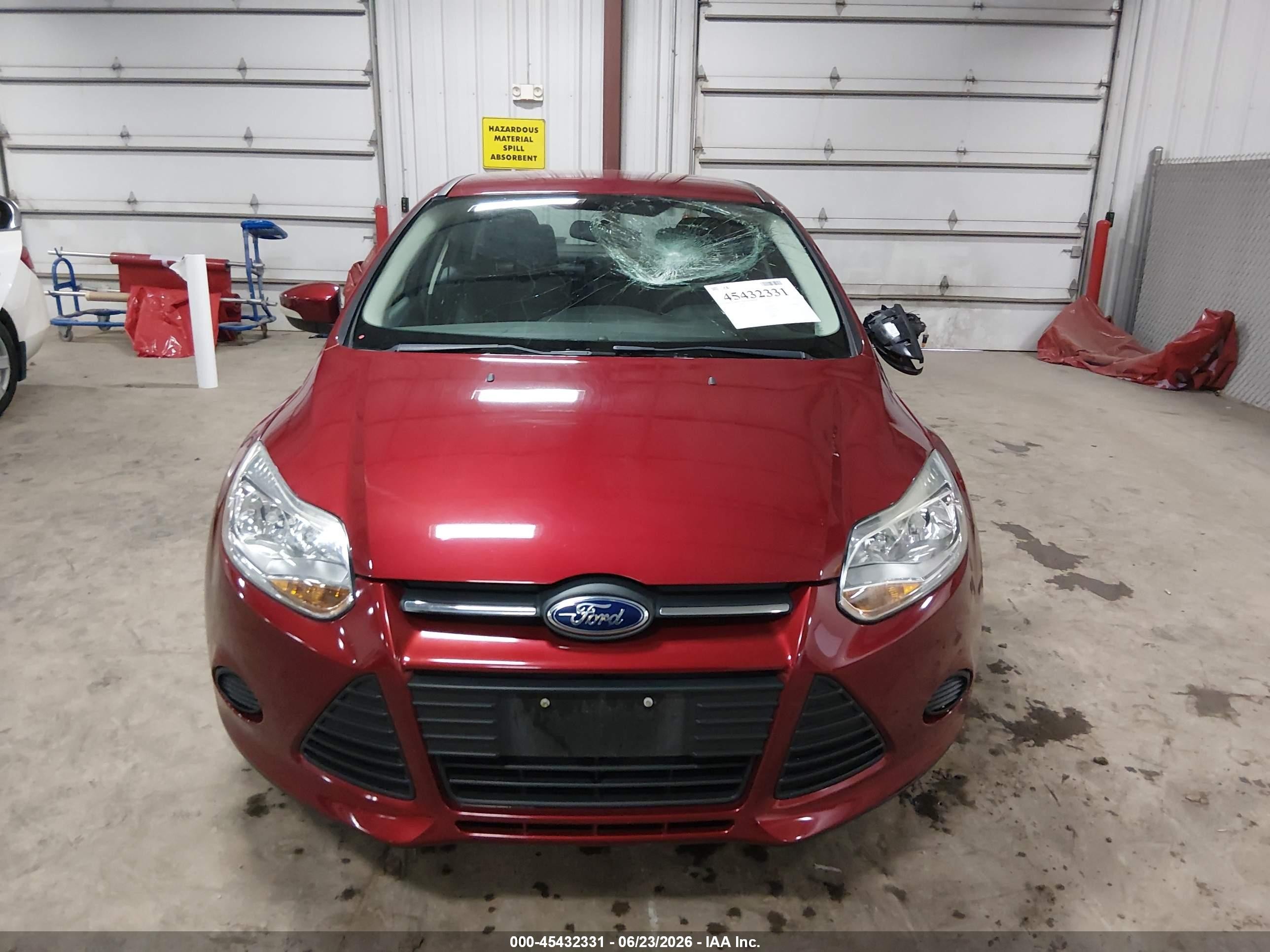 2014 Ford Focus Se Red vin: 1FADP3F21EL398774