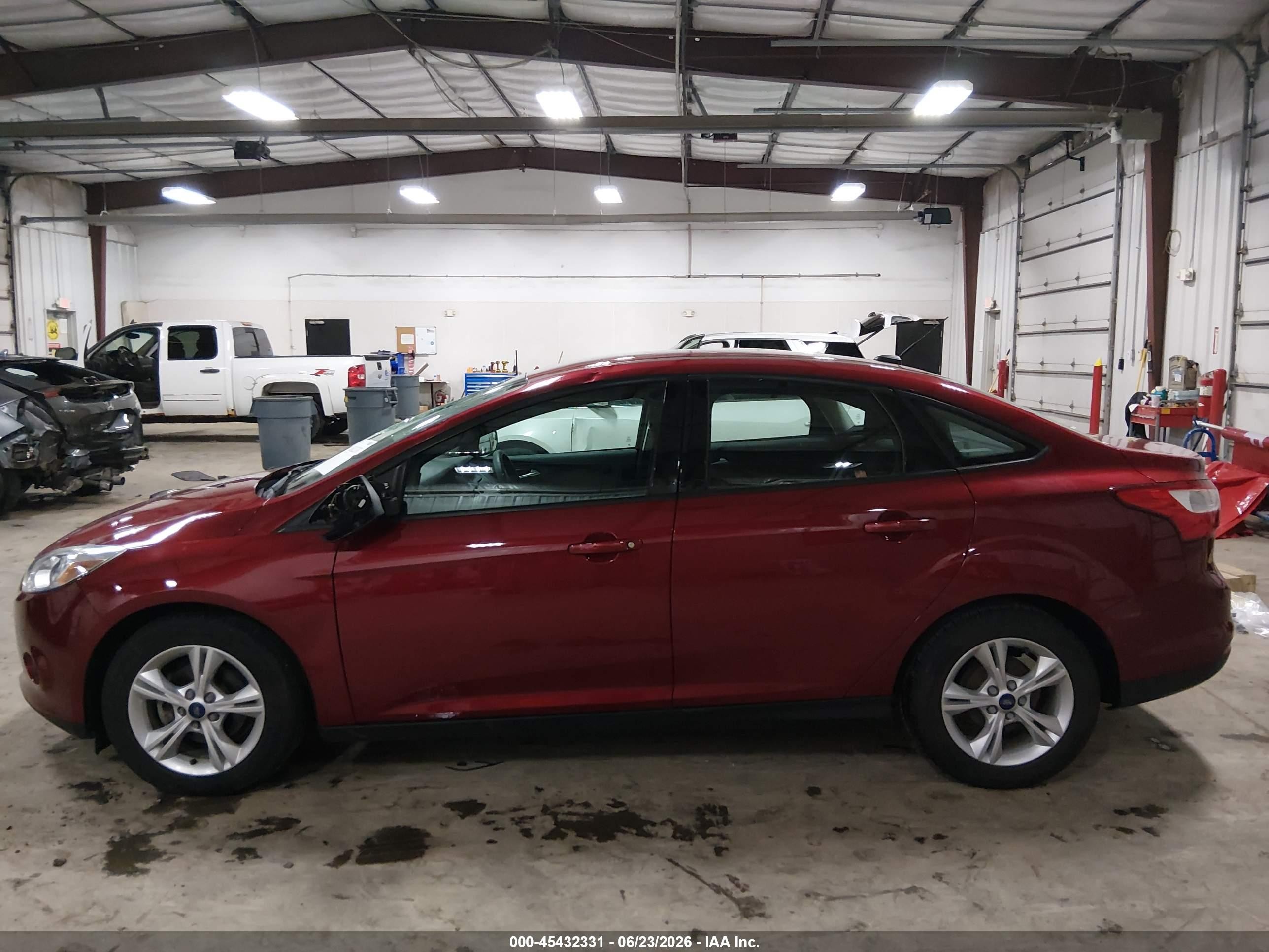 2014 Ford Focus Se Red vin: 1FADP3F21EL398774