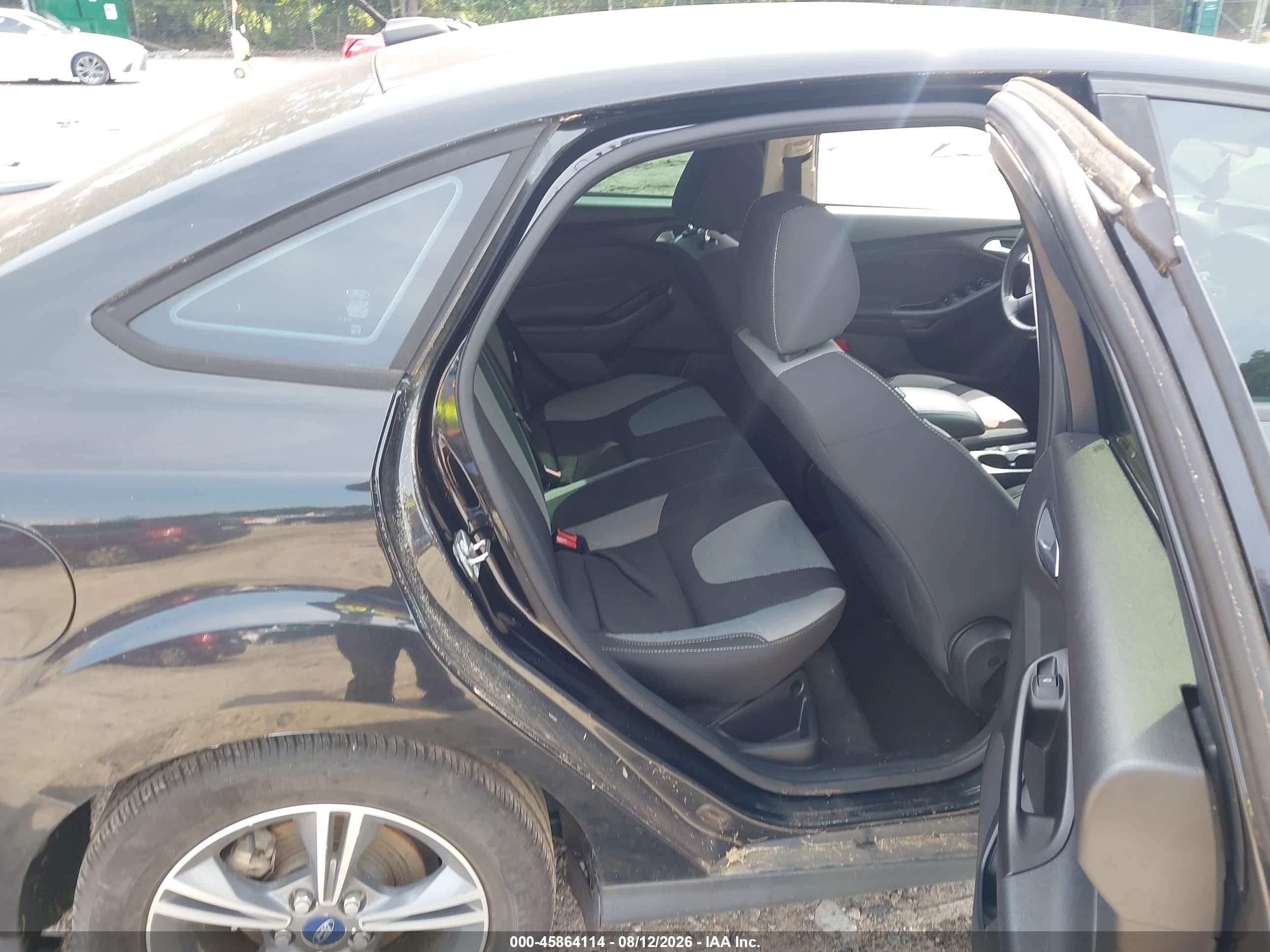 2014 Ford Focus Se Black vin: 1FADP3F21EL416531