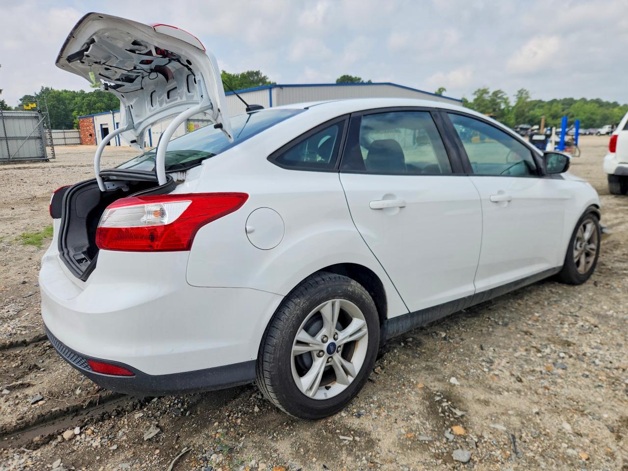 2014 Ford Focus Se White vin: 1FADP3F21EL421776