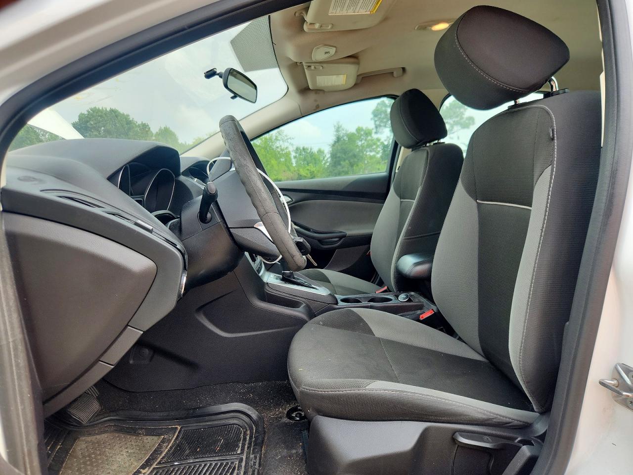 2014 Ford Focus Se White vin: 1FADP3F21EL421776