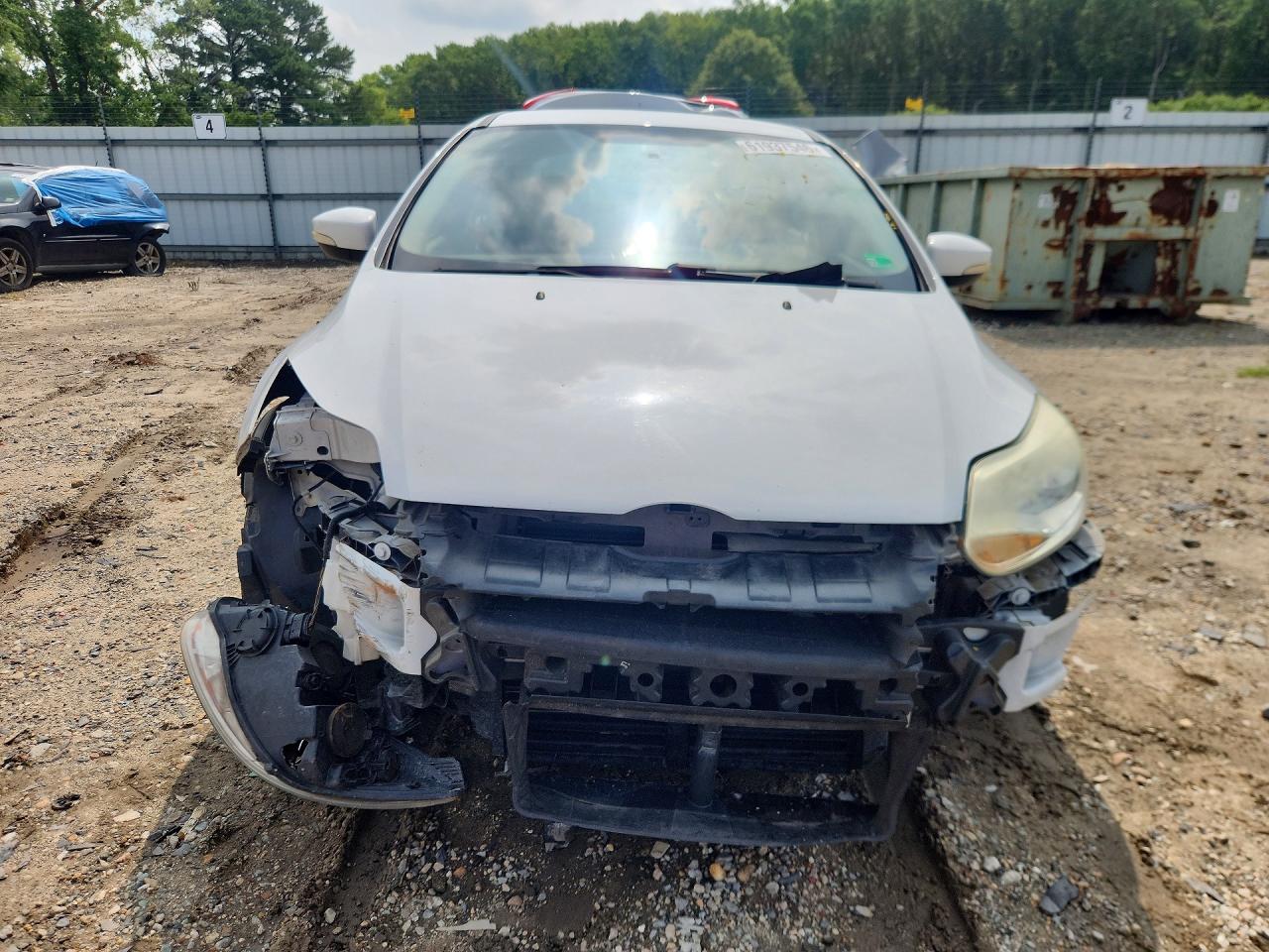 2014 Ford Focus Se White vin: 1FADP3F21EL421776