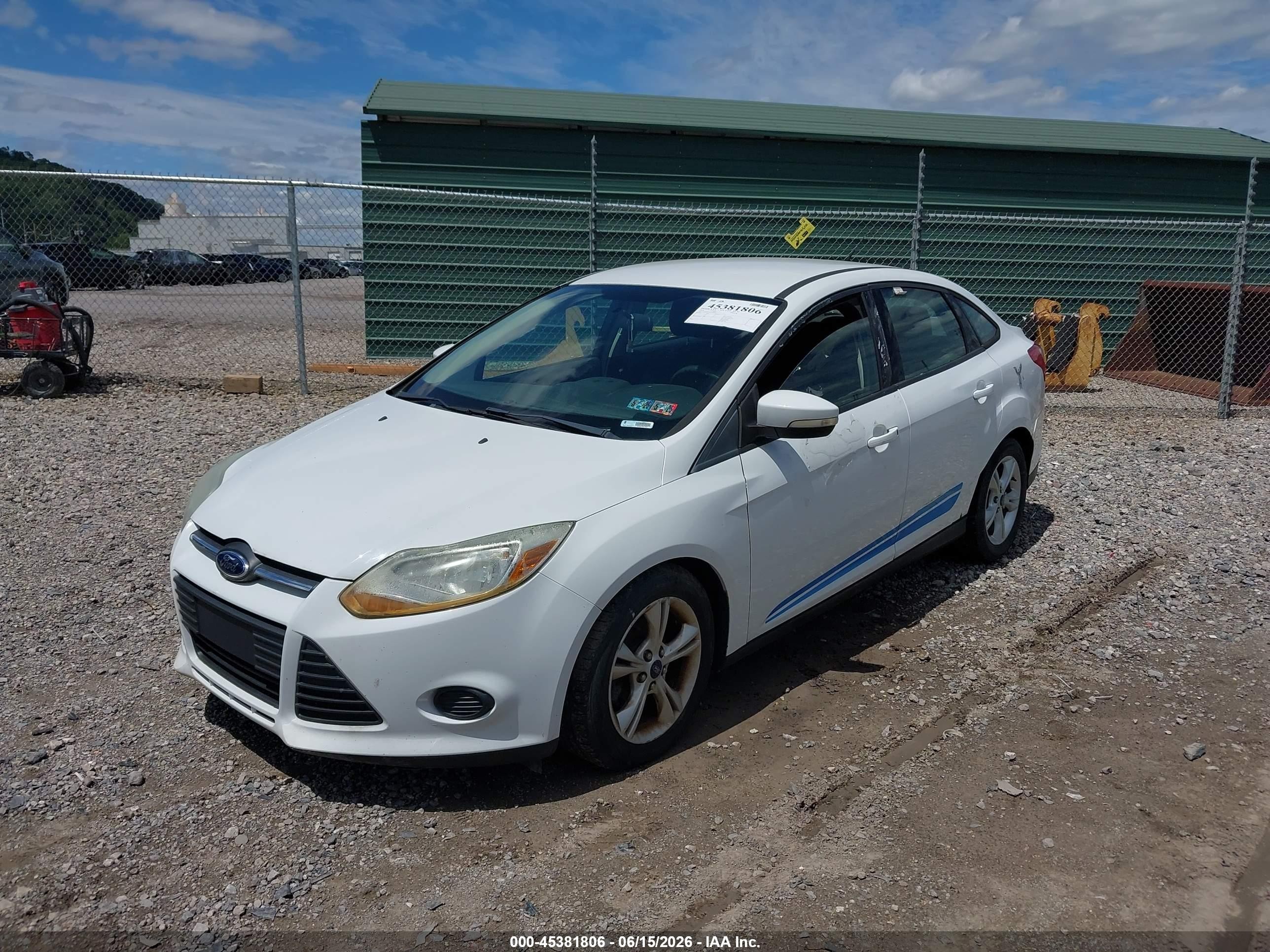 2014 Ford Focus Se White vin: 1FADP3F21EL428002