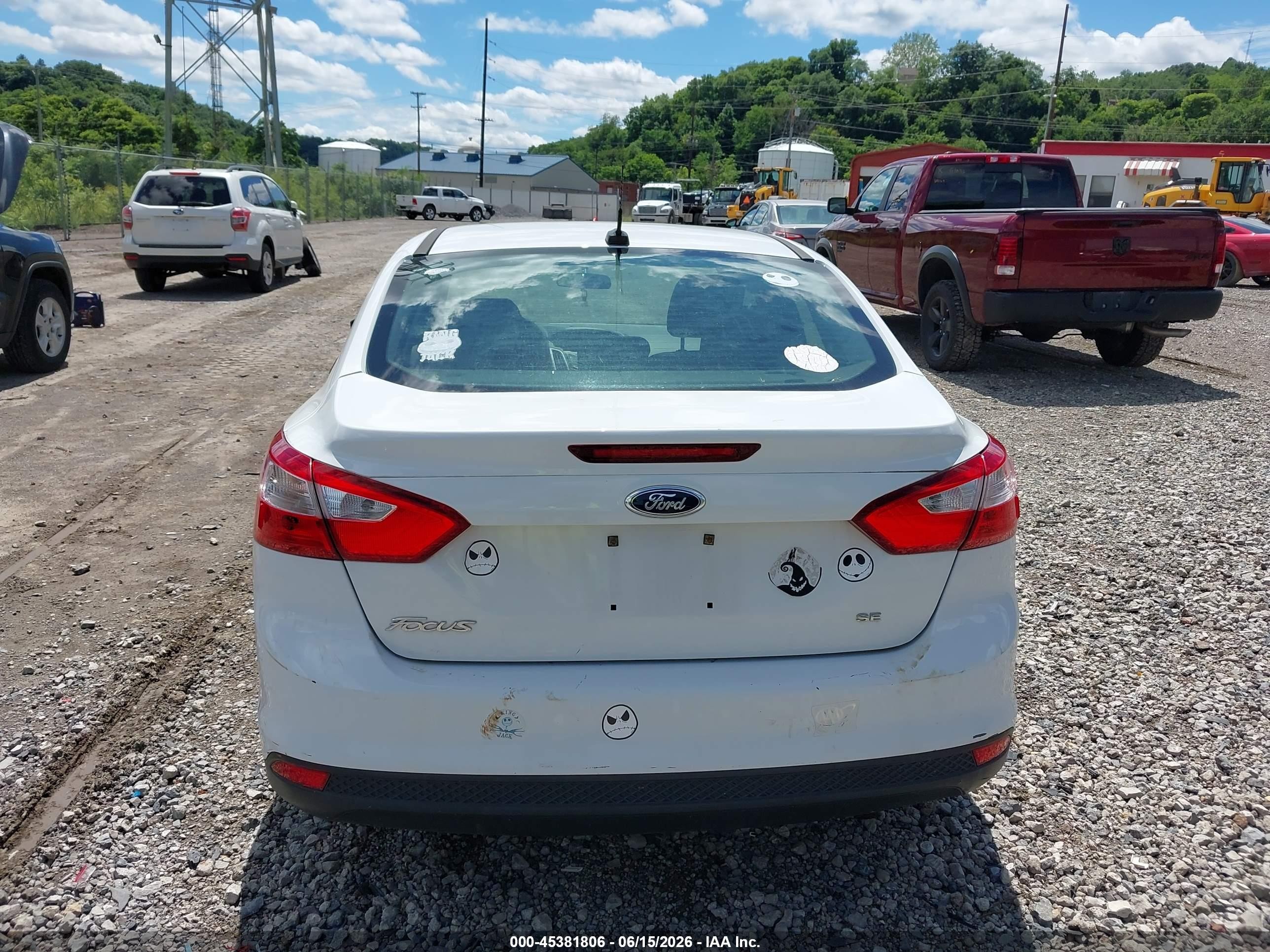 2014 Ford Focus Se White vin: 1FADP3F21EL428002
