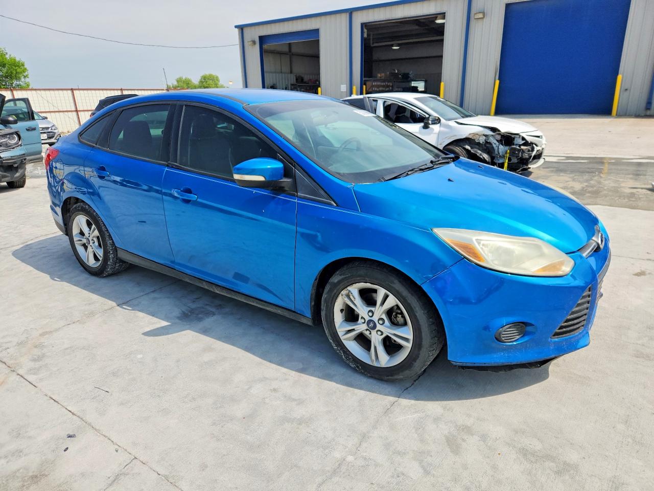 2014 Ford Focus Se Blue vin: 1FADP3F21EL451618