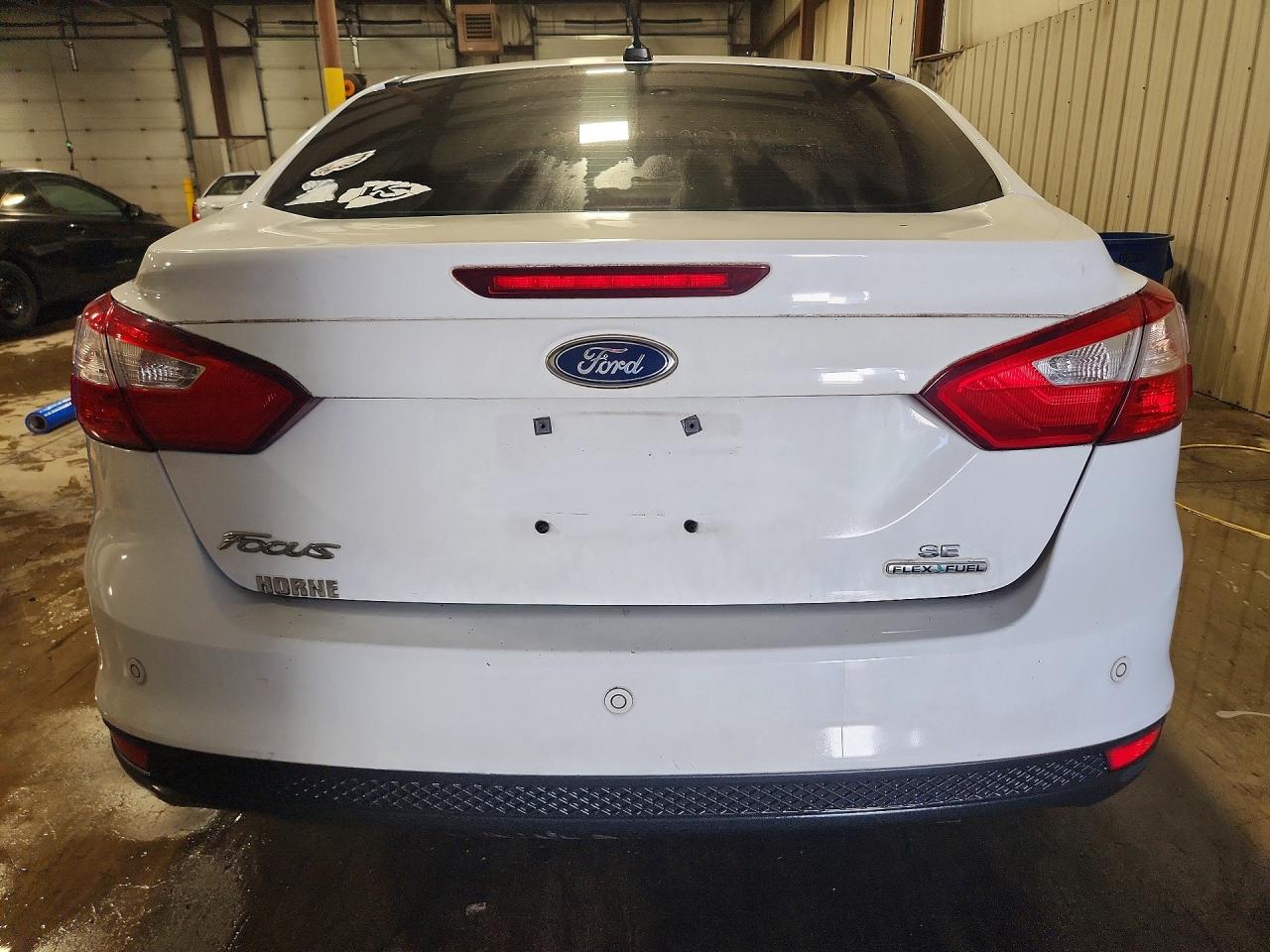 2014 Ford Focus Se White vin: 1FADP3F21EL461744