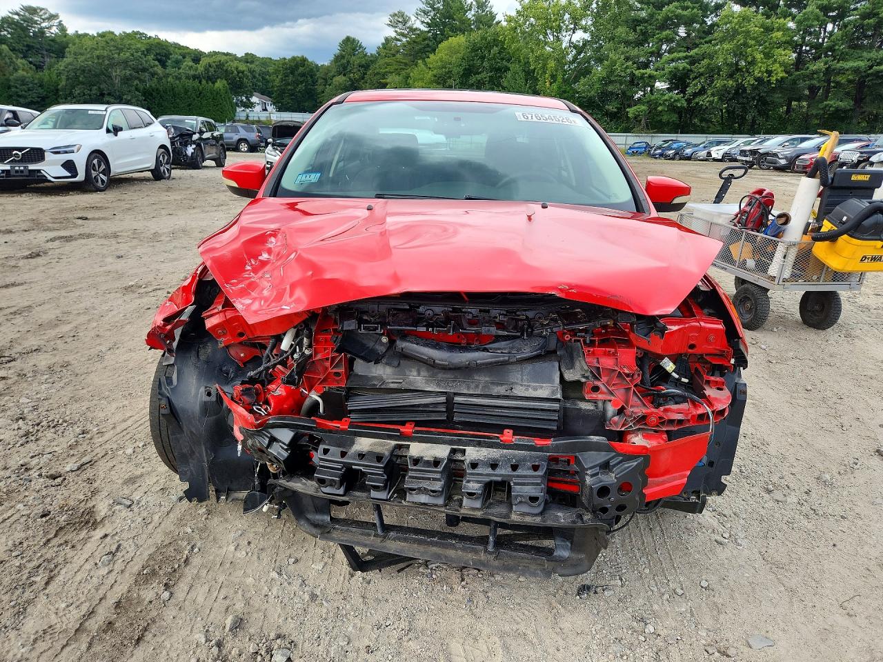 2015 Ford Focus Se Red vin: 1FADP3F21FL206271