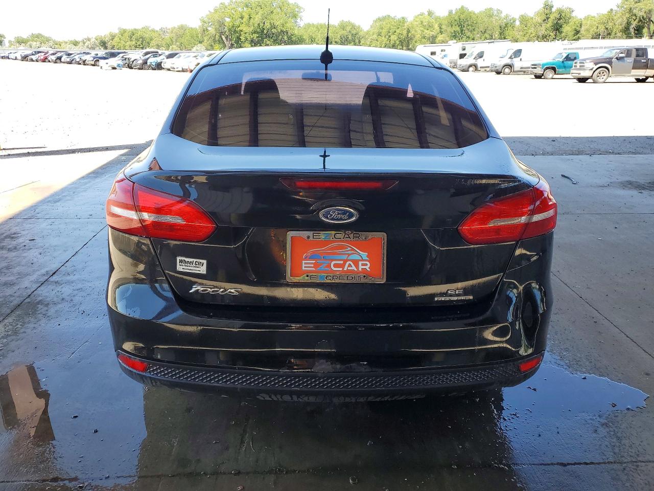 2015 Ford Focus Se Black vin: 1FADP3F21FL210594