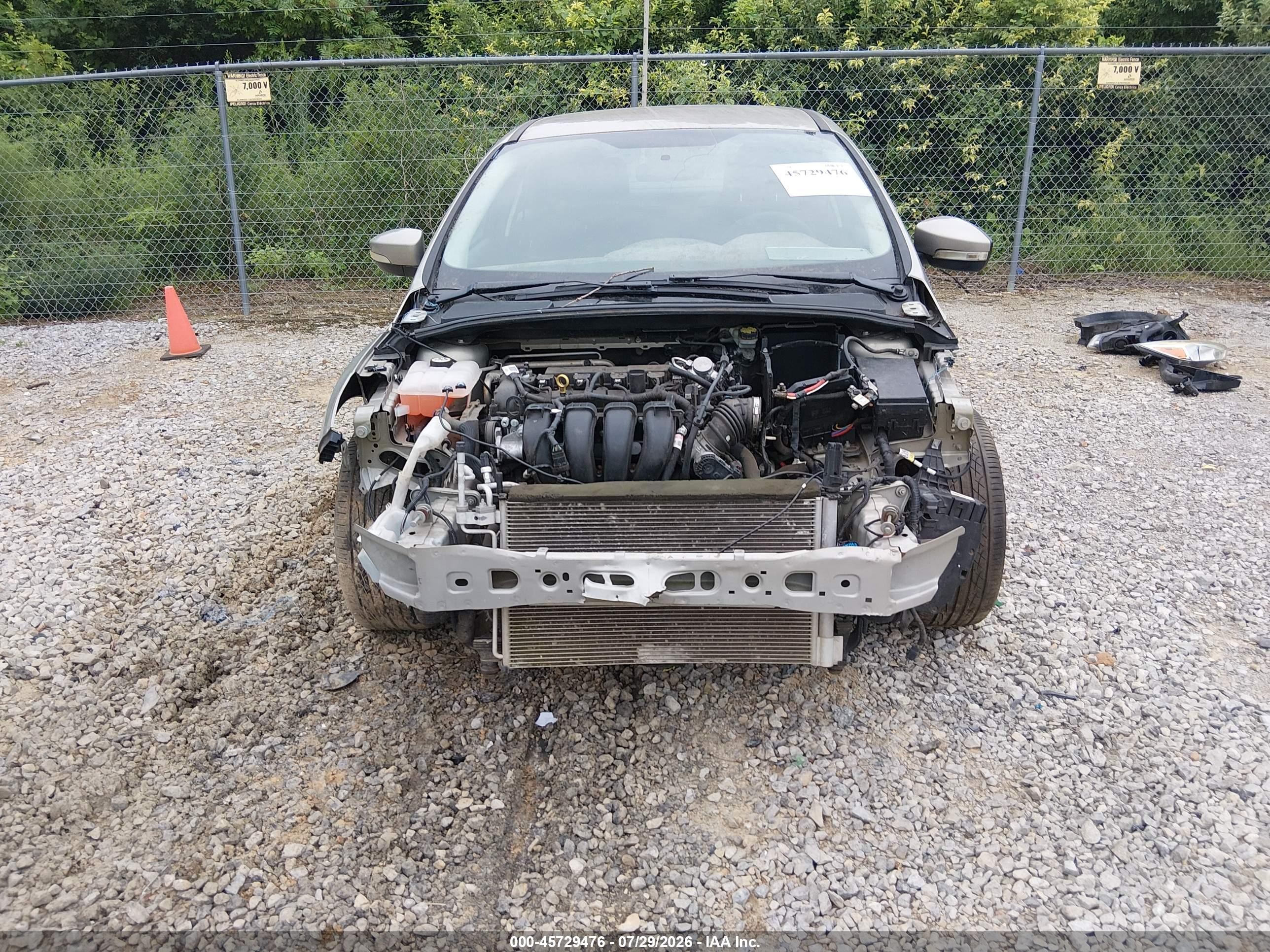 2015 Ford Focus Se Желто-коричневый vin: 1FADP3F21FL214676