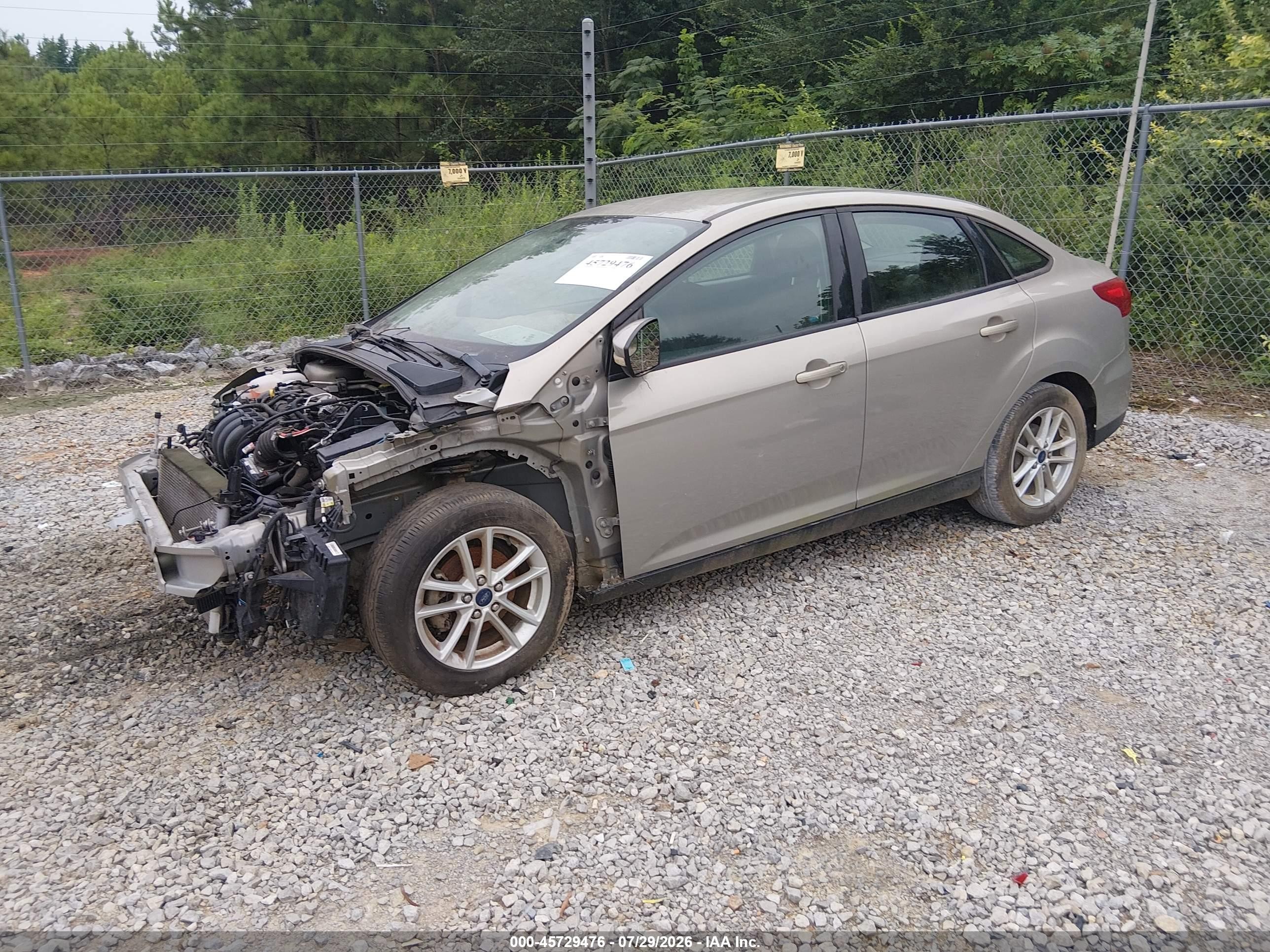 2015 Ford Focus Se Желто-коричневый vin: 1FADP3F21FL214676