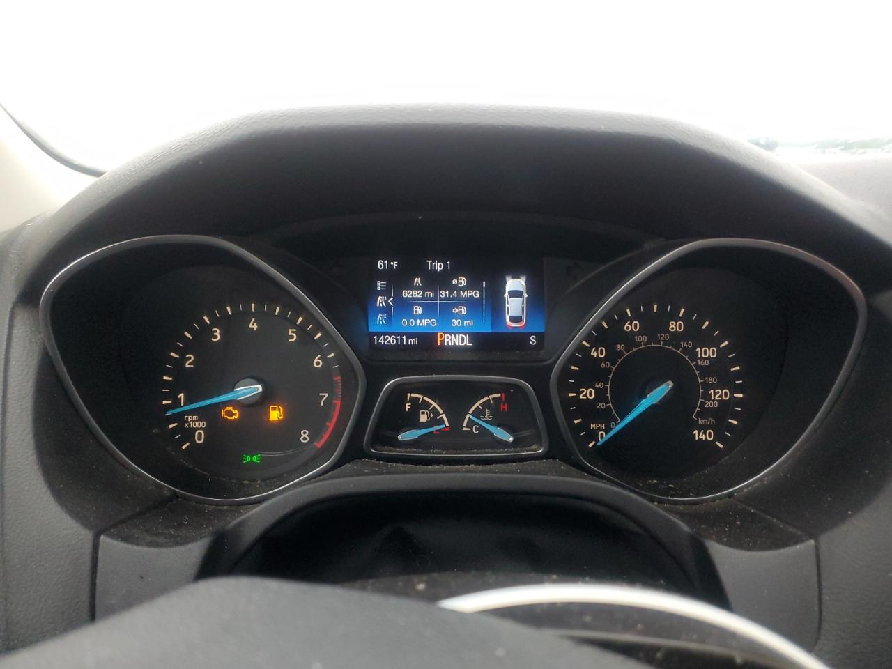 2015 Ford Focus Se Maroon vin: 1FADP3F21FL231235