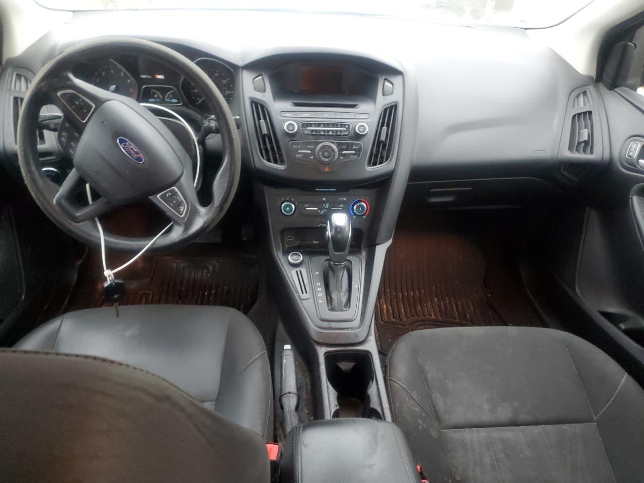 2015 Ford Focus Se Maroon vin: 1FADP3F21FL231235
