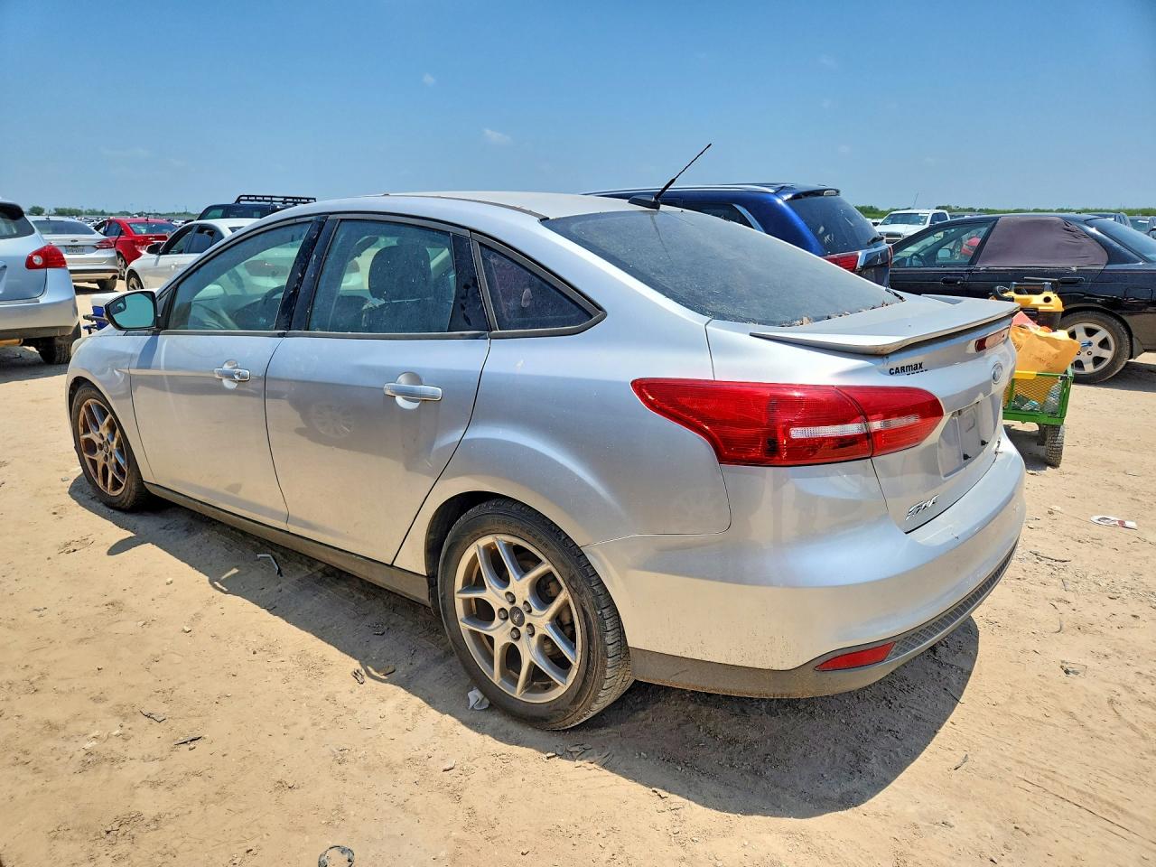 2015 Ford Focus Se Silver vin: 1FADP3F21FL240582
