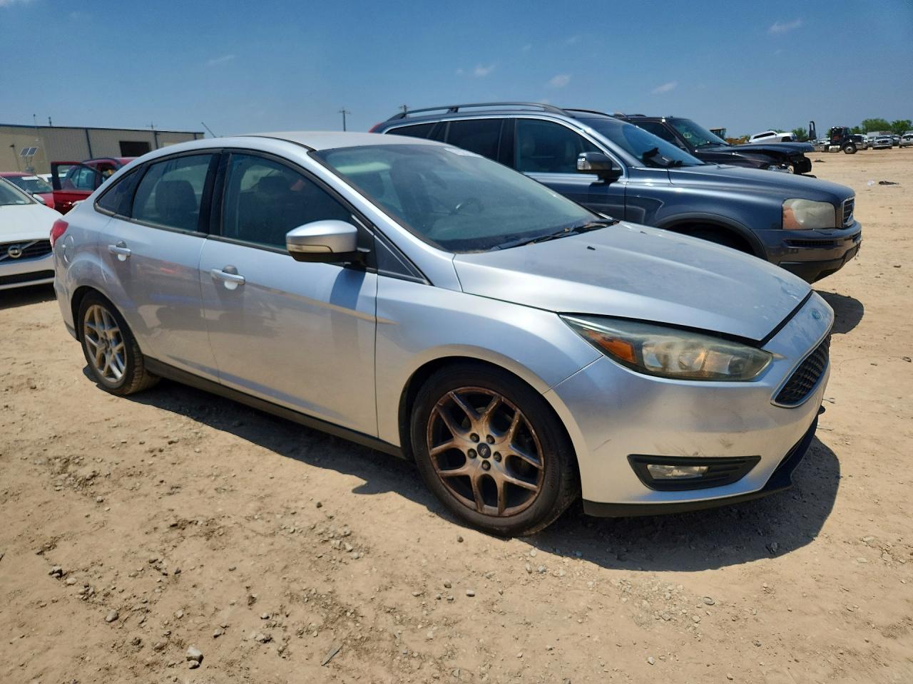 2015 Ford Focus Se Silver vin: 1FADP3F21FL240582